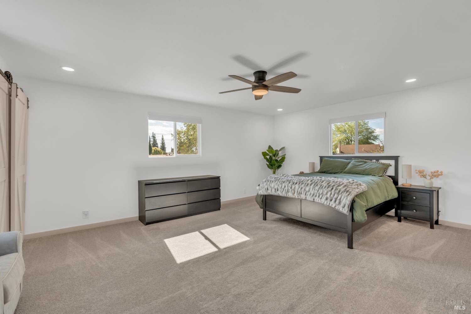 Hyannis Court, Vacaville, California image 32
