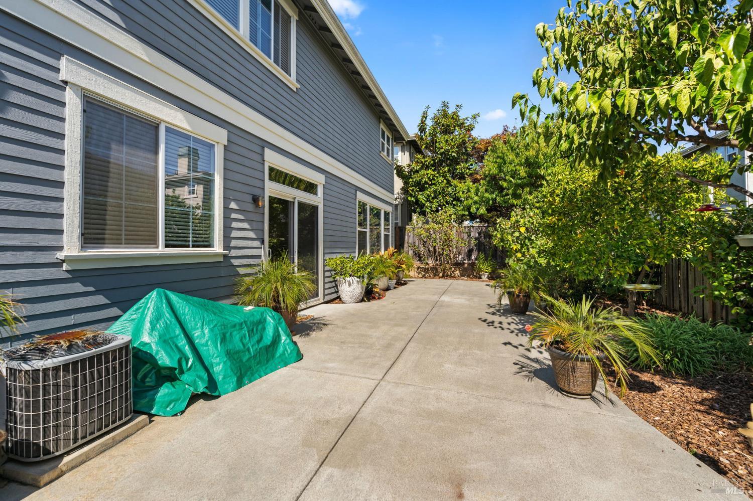 Detail Gallery Image 33 of 35 For 101 Ranch Dr, Novato,  CA 94945 - 3 Beds | 2/1 Baths