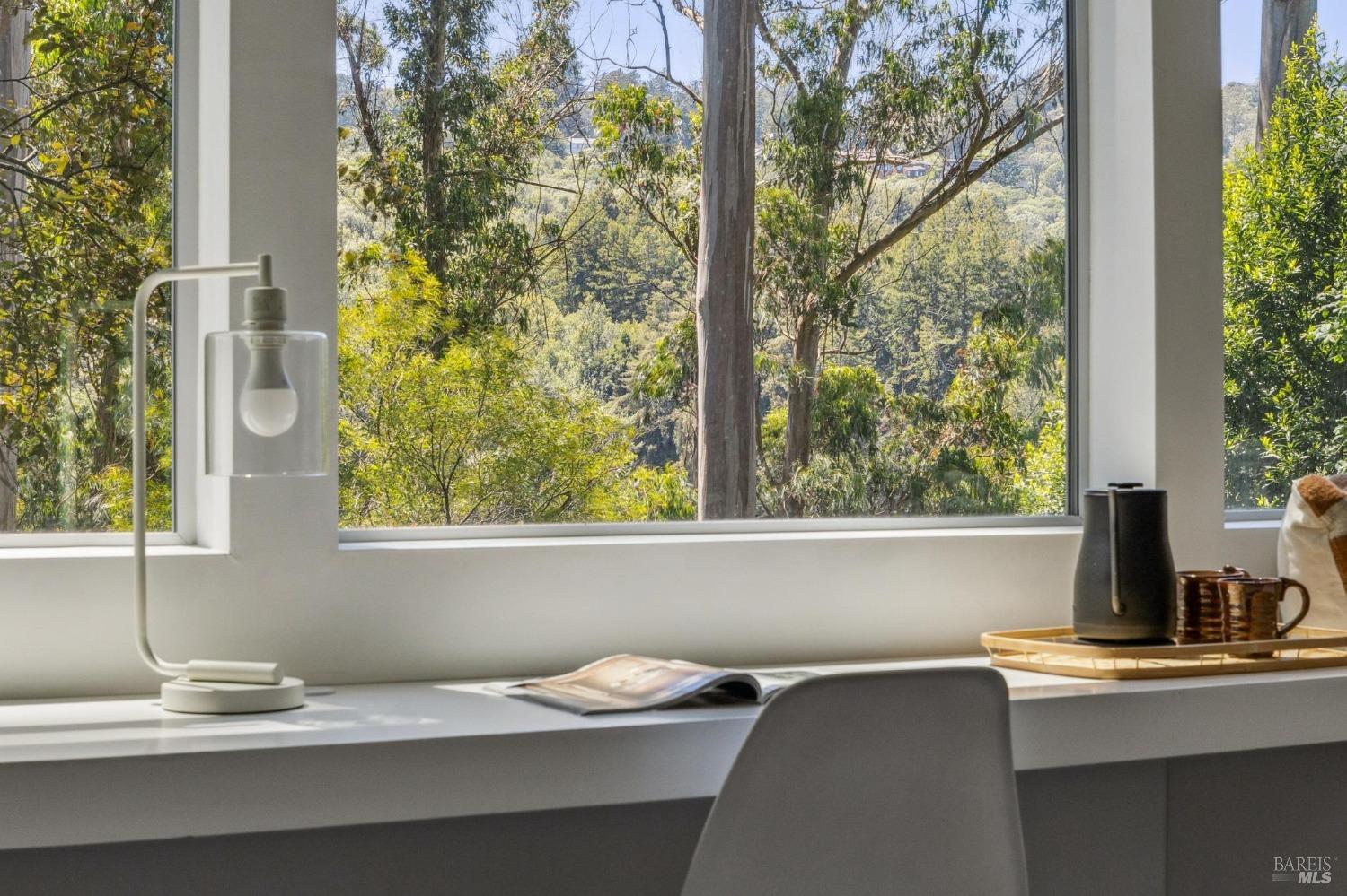 Detail Gallery Image 23 of 47 For 503 Pixie Trl, Mill Valley,  CA 94941 - 4 Beds | 3/2 Baths