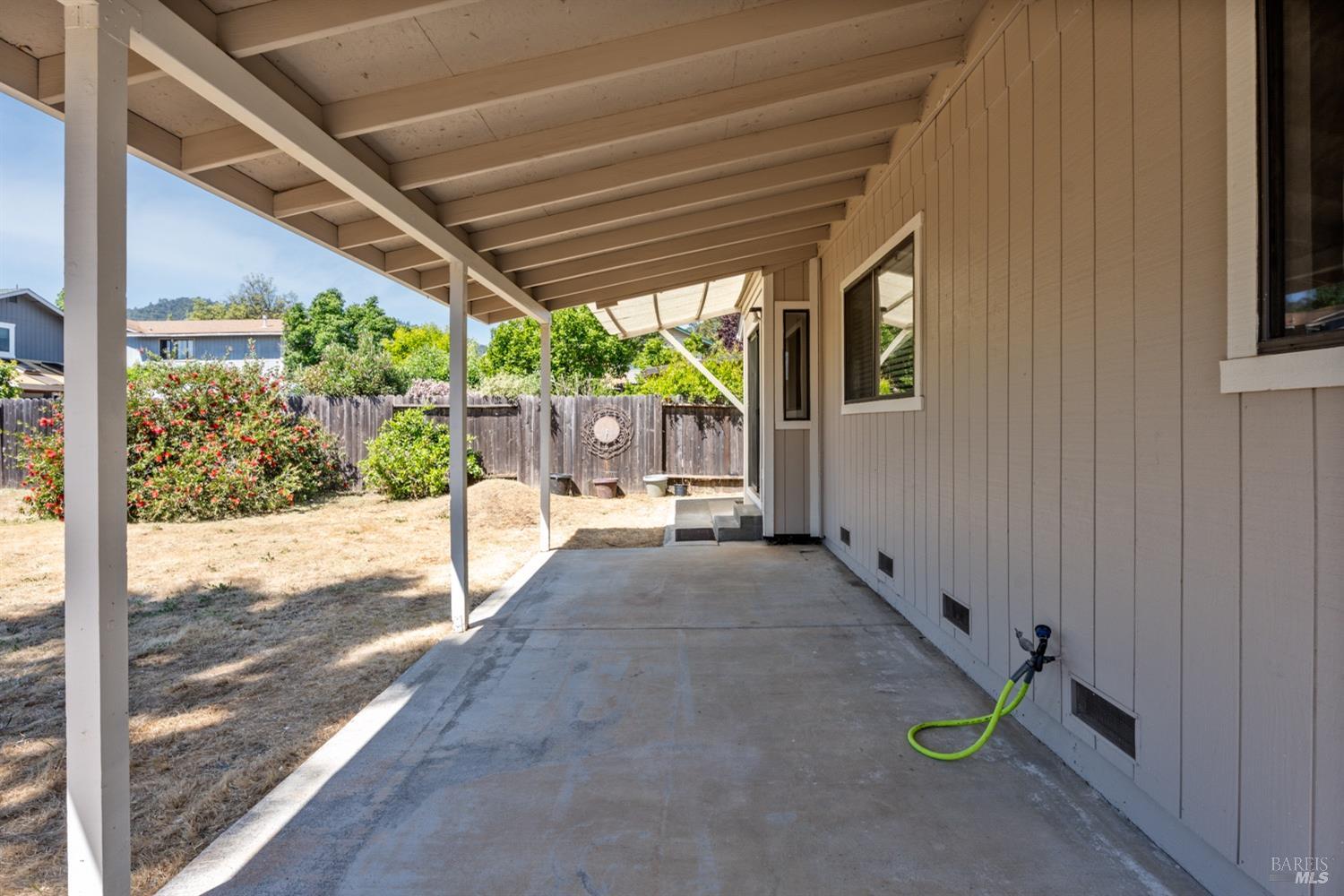 Detail Gallery Image 22 of 25 For 537 Donner Ct, Ukiah,  CA 95482 - 3 Beds | 2 Baths