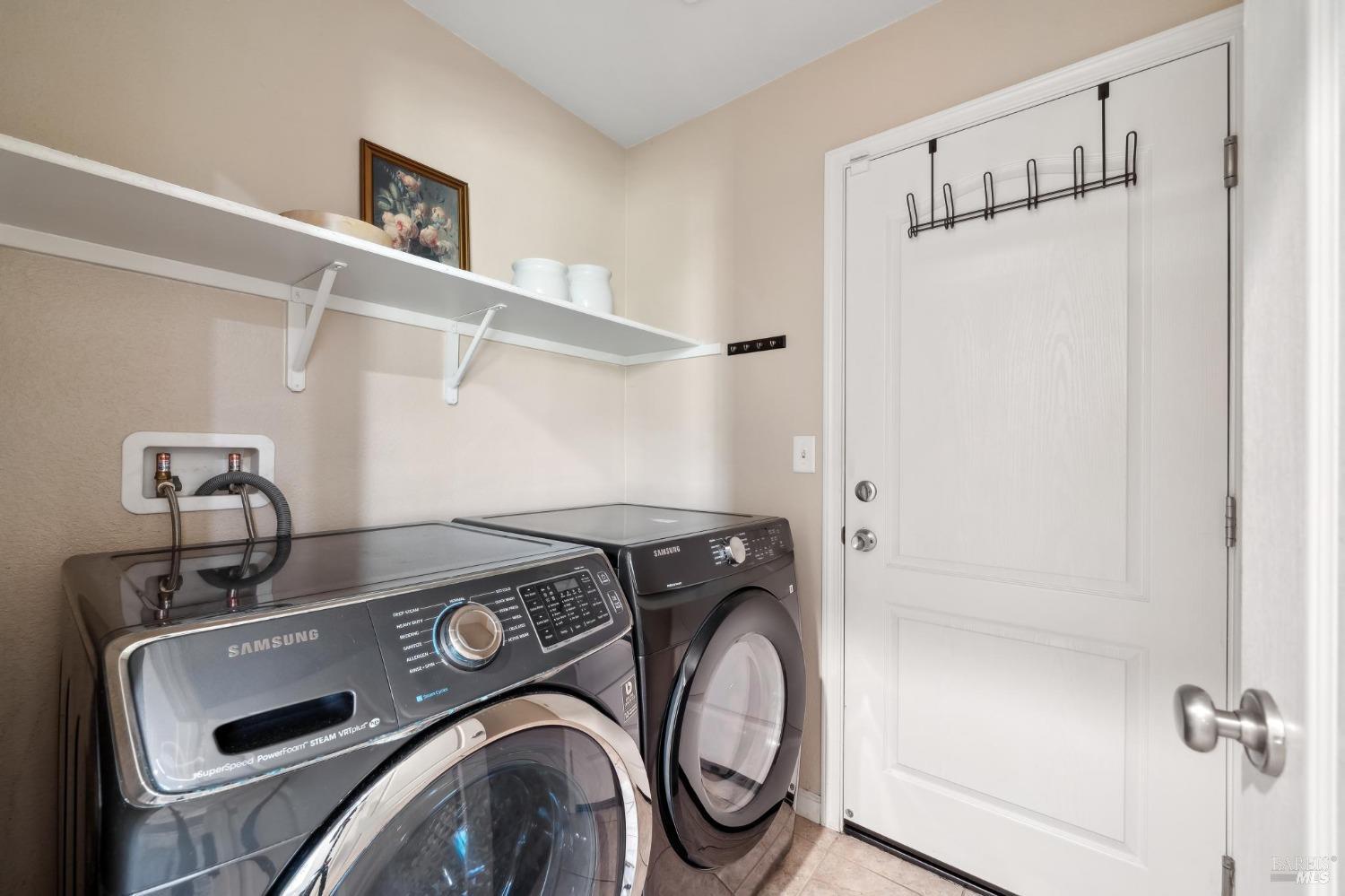 Detail Gallery Image 26 of 35 For 96 Orchard Cir, Hayward,  CA 94544 - 3 Beds | 2/1 Baths