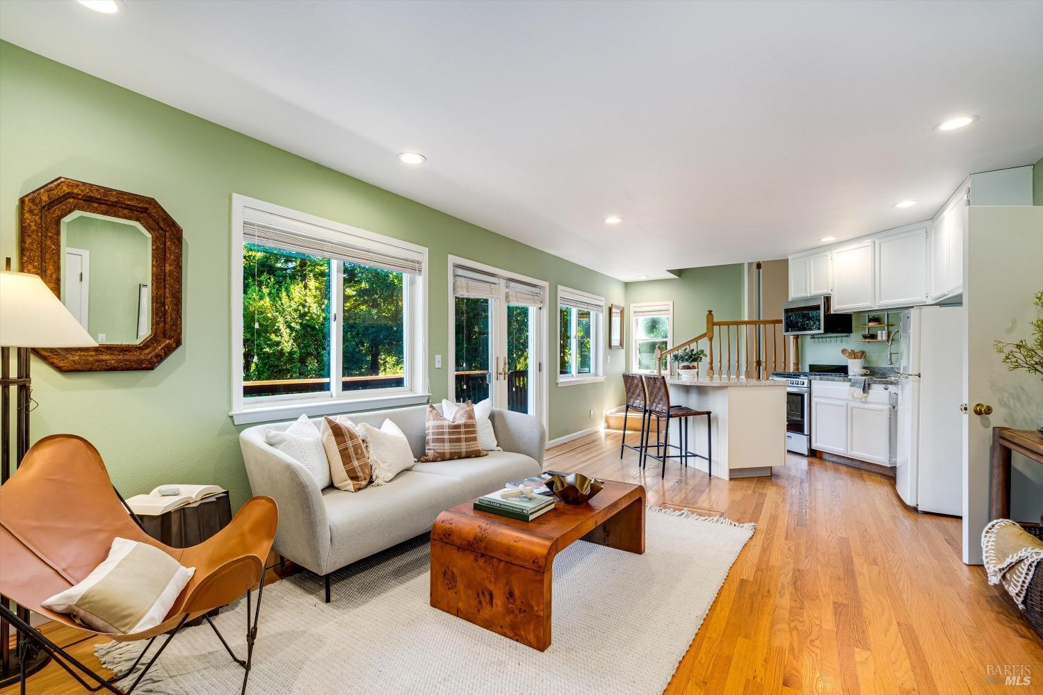 Detail Gallery Image 26 of 46 For 17389 Gehricke Rd, Sonoma,  CA 95476 - 4 Beds | 3/1 Baths