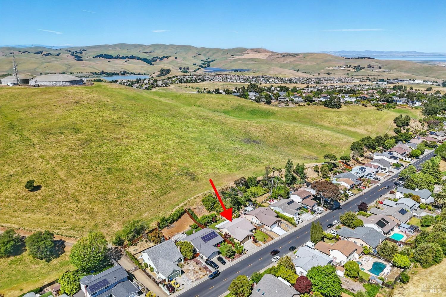 Detail Gallery Image 27 of 29 For 215 Panorama Dr, Benicia,  CA 94510 - 3 Beds | 2 Baths