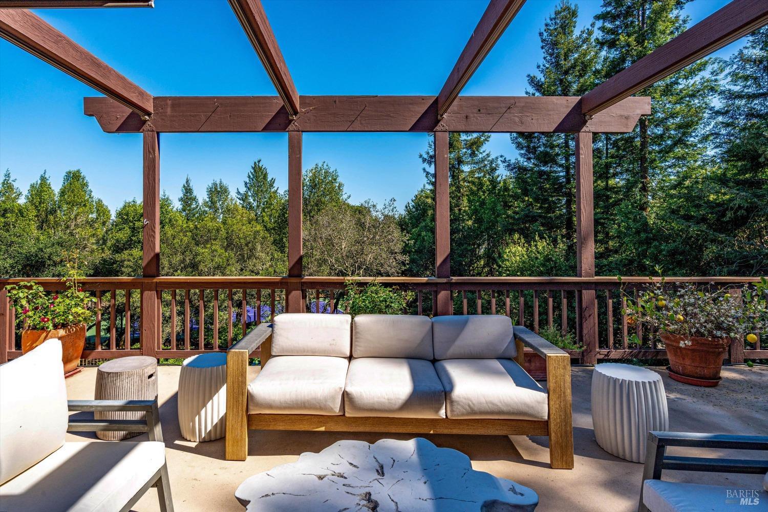 Detail Gallery Image 45 of 46 For 17389 Gehricke Rd, Sonoma,  CA 95476 - 4 Beds | 3/1 Baths