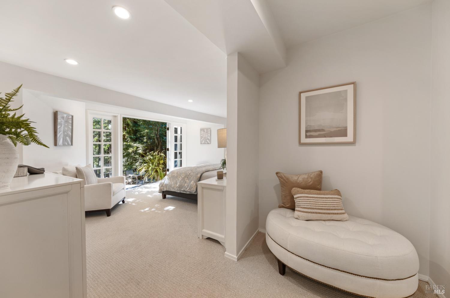 Detail Gallery Image 24 of 38 For 239 W Blithedale Ave, Mill Valley,  CA 94941 - 3 Beds | 2 Baths