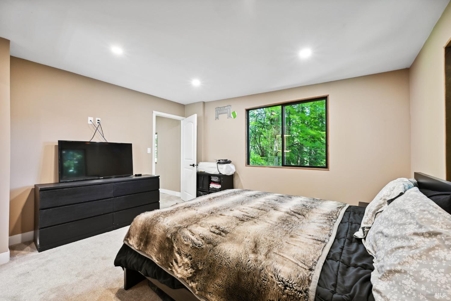 Detail Gallery Image 30 of 51 For 21713 Starrett Hill Dr, Monte Rio,  CA 95462 - 2 Beds | 2 Baths