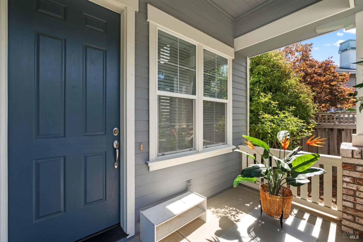 Detail Gallery Image 4 of 35 For 101 Ranch Dr, Novato,  CA 94945 - 3 Beds | 2/1 Baths
