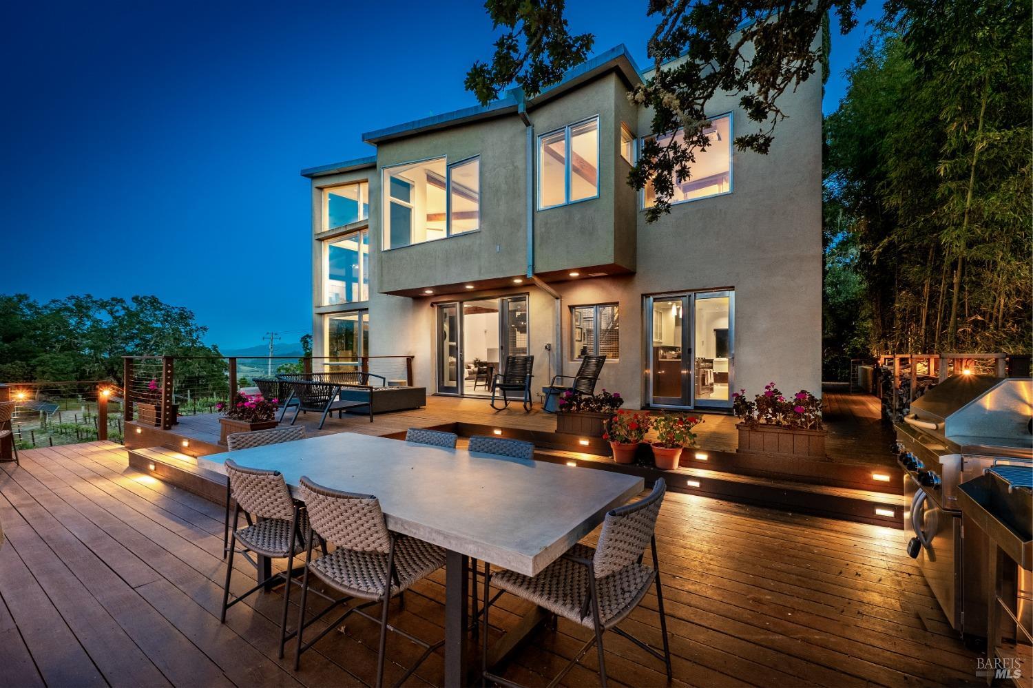 Detail Gallery Image 2 of 69 For 4982 W Soda Rock Ln, Healdsburg,  CA 95448 - 4 Beds | 3/1 Baths