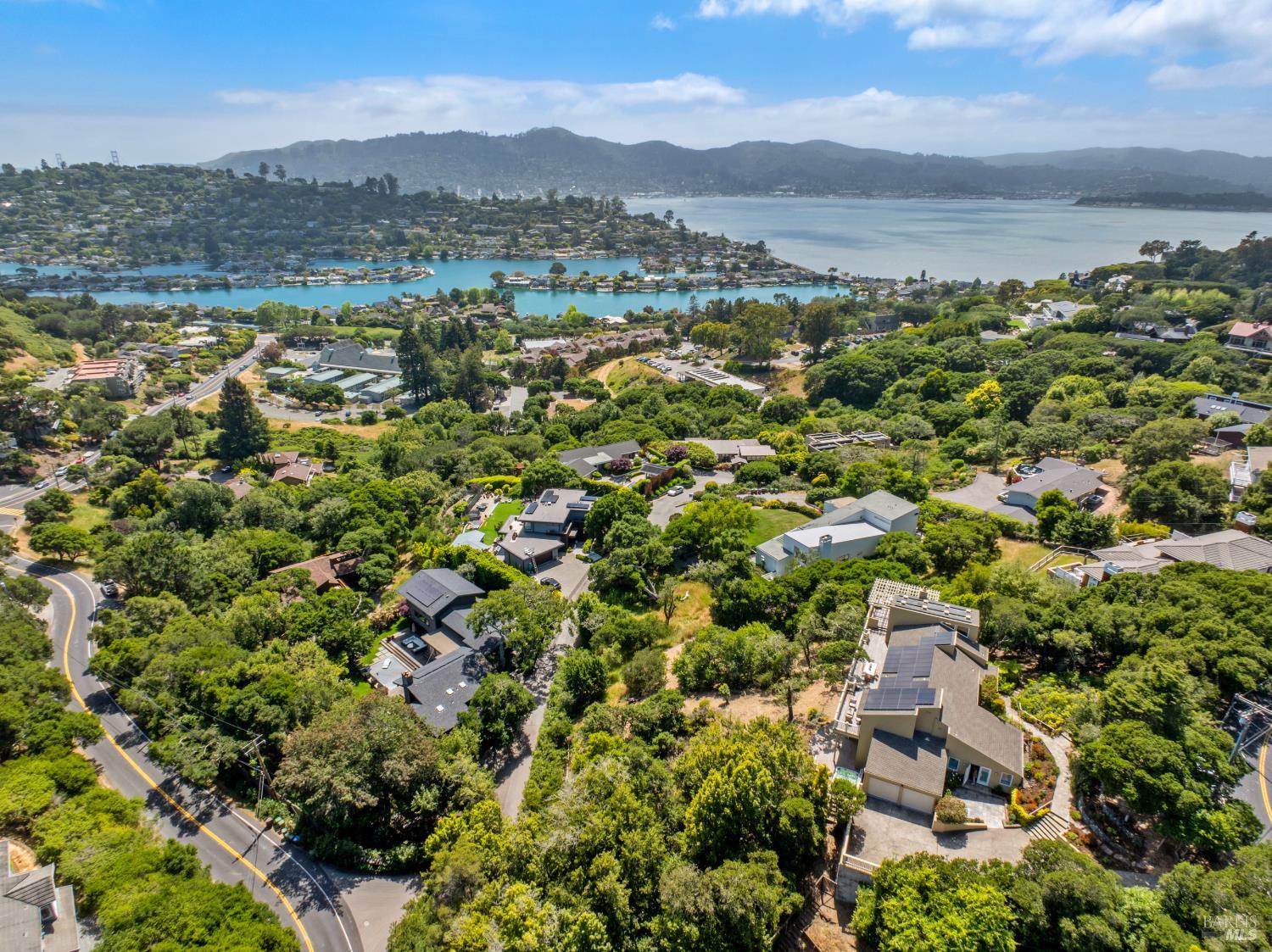 Detail Gallery Image 47 of 50 For 91 Round Hill Rd, Tiburon,  CA 94920 - 5 Beds | 4/1 Baths