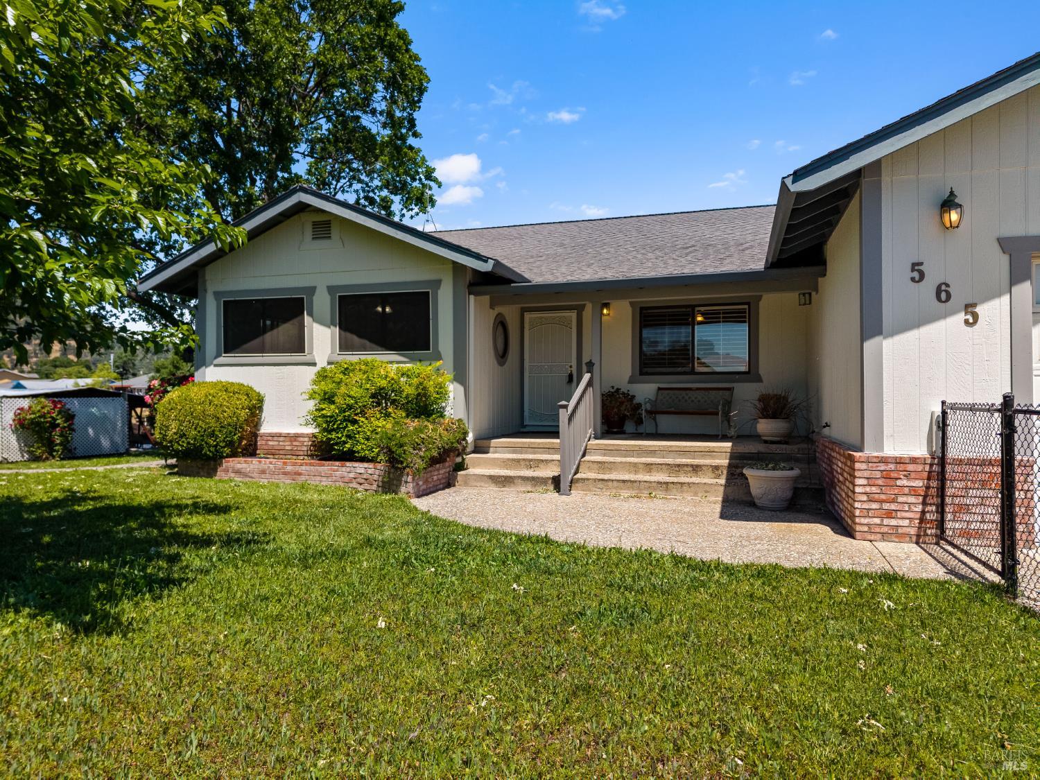 Detail Gallery Image 5 of 59 For 565 Bass Ln, Clearlake Oaks,  CA 95423 - 3 Beds | 2 Baths