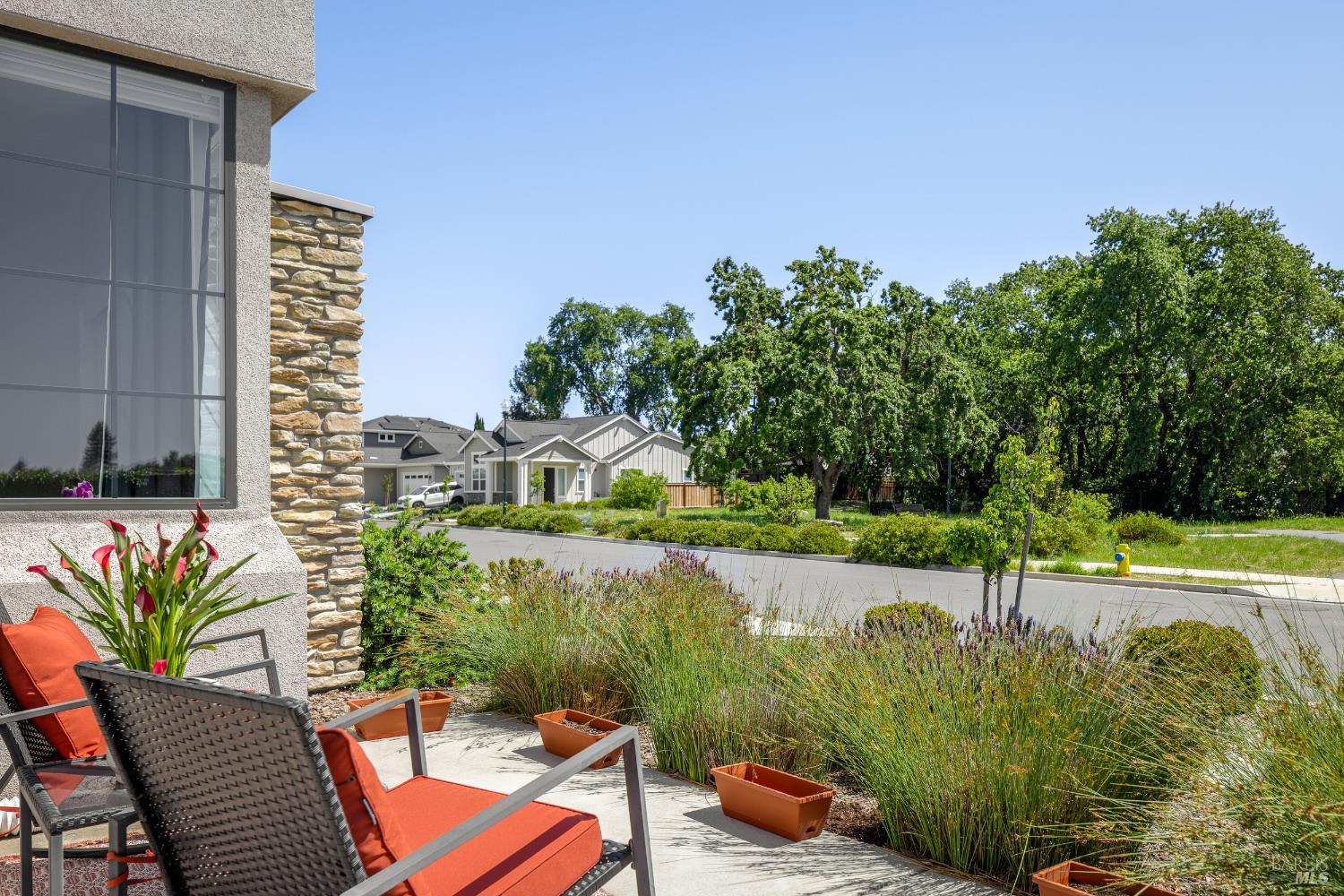Detail Gallery Image 24 of 32 For 1455 Acorn Way, Windsor,  CA 95492 - 3 Beds | 2 Baths