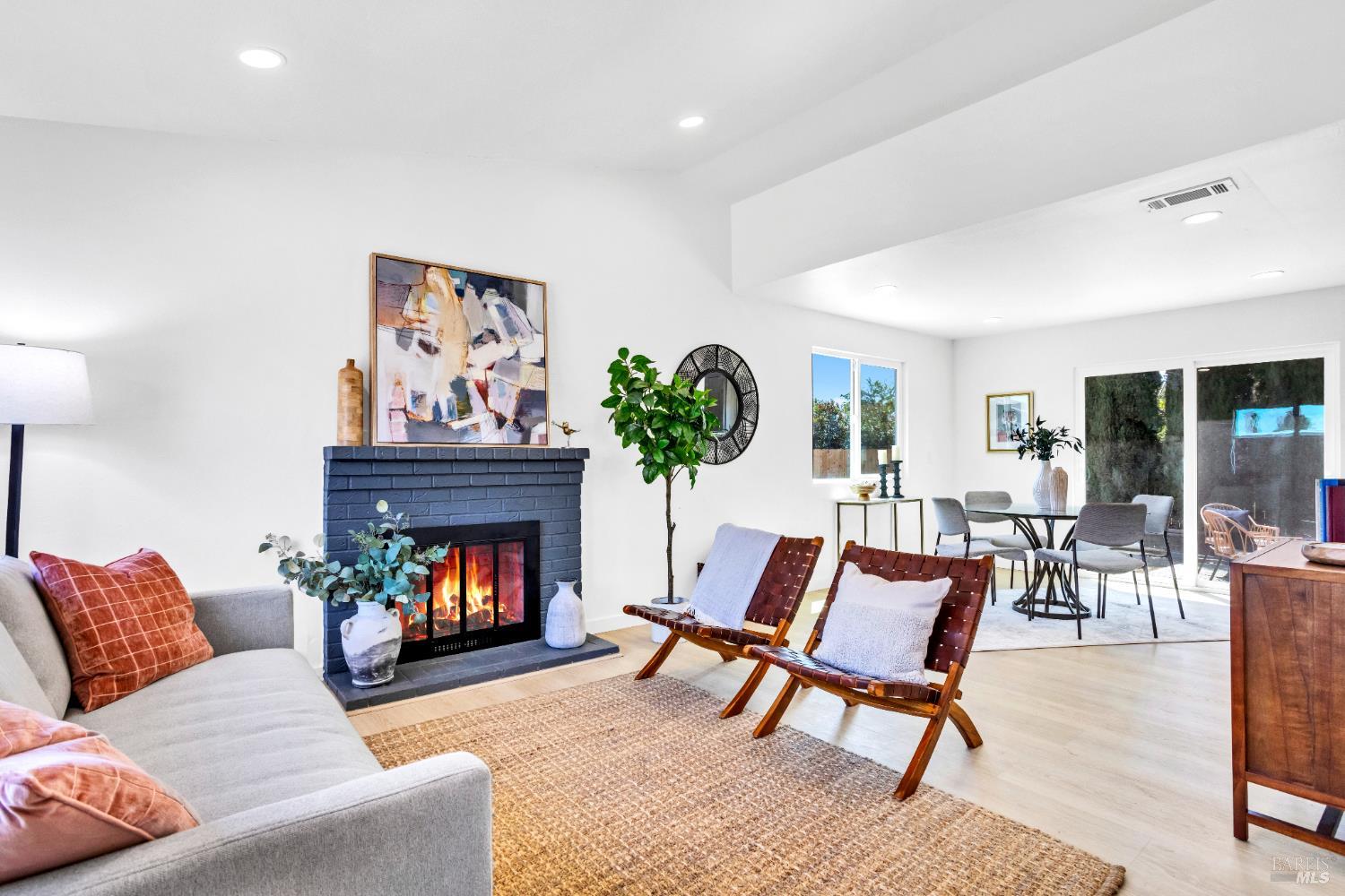 Detail Gallery Image 15 of 27 For 502 Prairie Ct, Suisun City,  CA 94585 - 3 Beds | 2 Baths