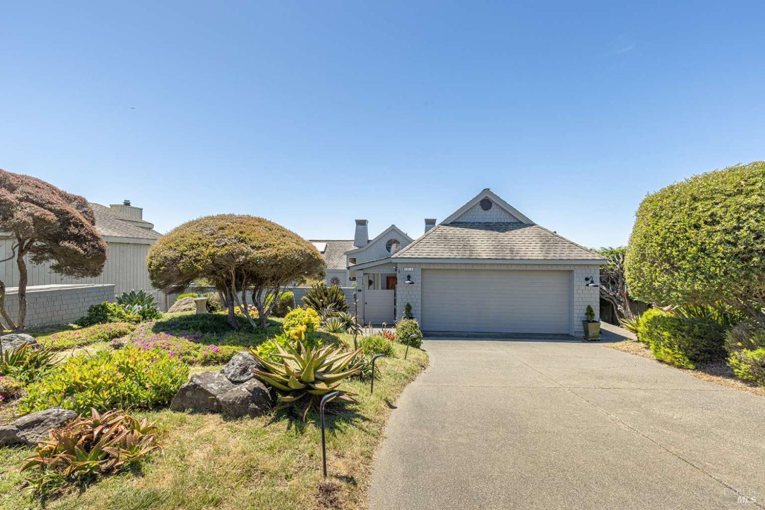 Detail Gallery Image 2 of 61 For 1513 Sea Way, Bodega Bay,  CA 94923 - 3 Beds | 2/1 Baths