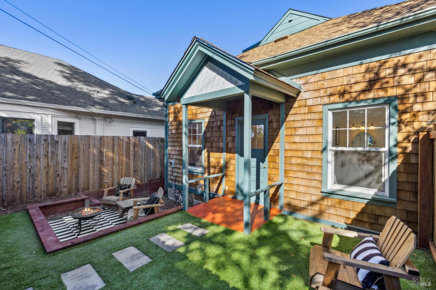 Detail Gallery Image 35 of 99 For 516 Howard St, Petaluma,  CA 94952 - – Beds | – Baths