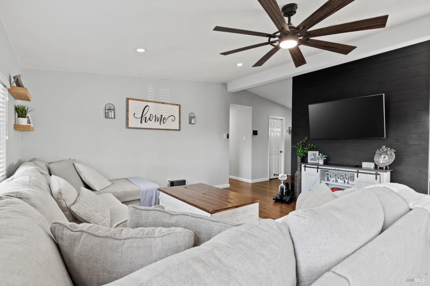 Detail Gallery Image 20 of 52 For 491 Aberdeen Way, Vacaville,  CA 95687 - 3 Beds | 2 Baths