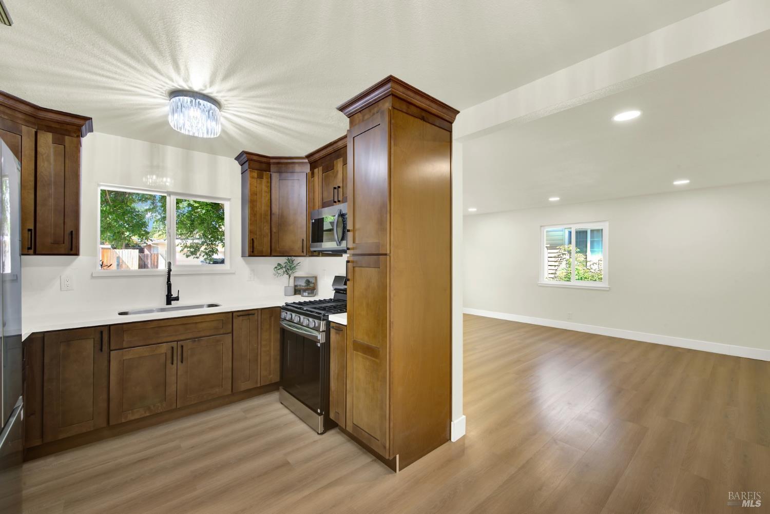 Detail Gallery Image 19 of 63 For 191 Juniper St, Vacaville,  CA 95688 - 3 Beds | 2 Baths