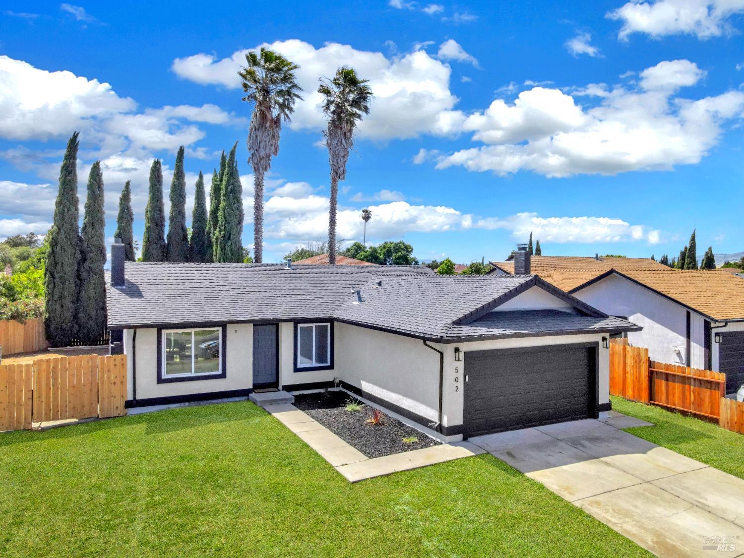Detail Gallery Image 2 of 27 For 502 Prairie Ct, Suisun City,  CA 94585 - 3 Beds | 2 Baths