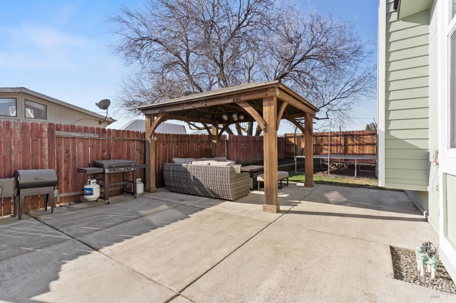 Detail Gallery Image 42 of 52 For 491 Aberdeen Way, Vacaville,  CA 95687 - 3 Beds | 2 Baths