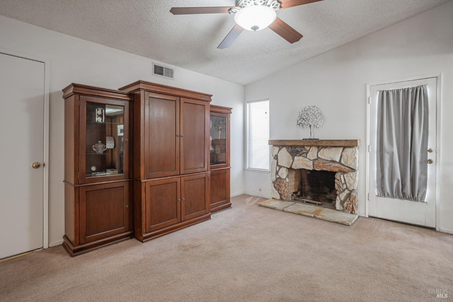 Bishop Drive, Vacaville, California image 8