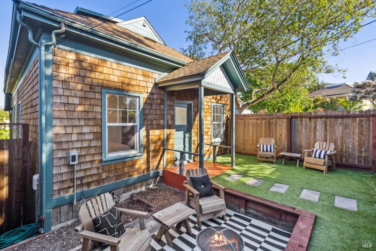 Detail Gallery Image 36 of 99 For 516 Howard St, Petaluma,  CA 94952 - – Beds | – Baths