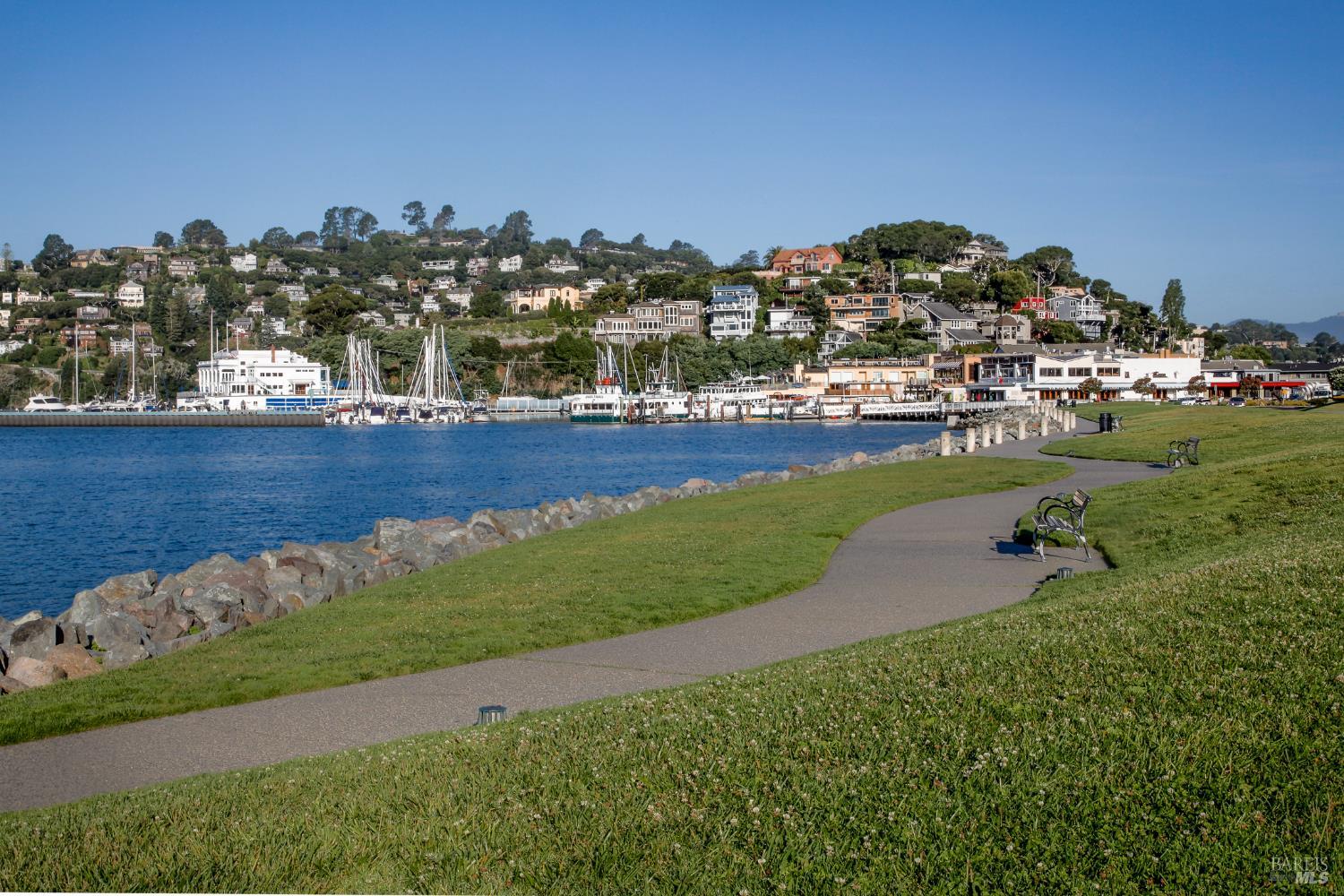 Detail Gallery Image 35 of 36 For 44 Lagoon Vis, Tiburon,  CA 94920 - 2 Beds | 2 Baths