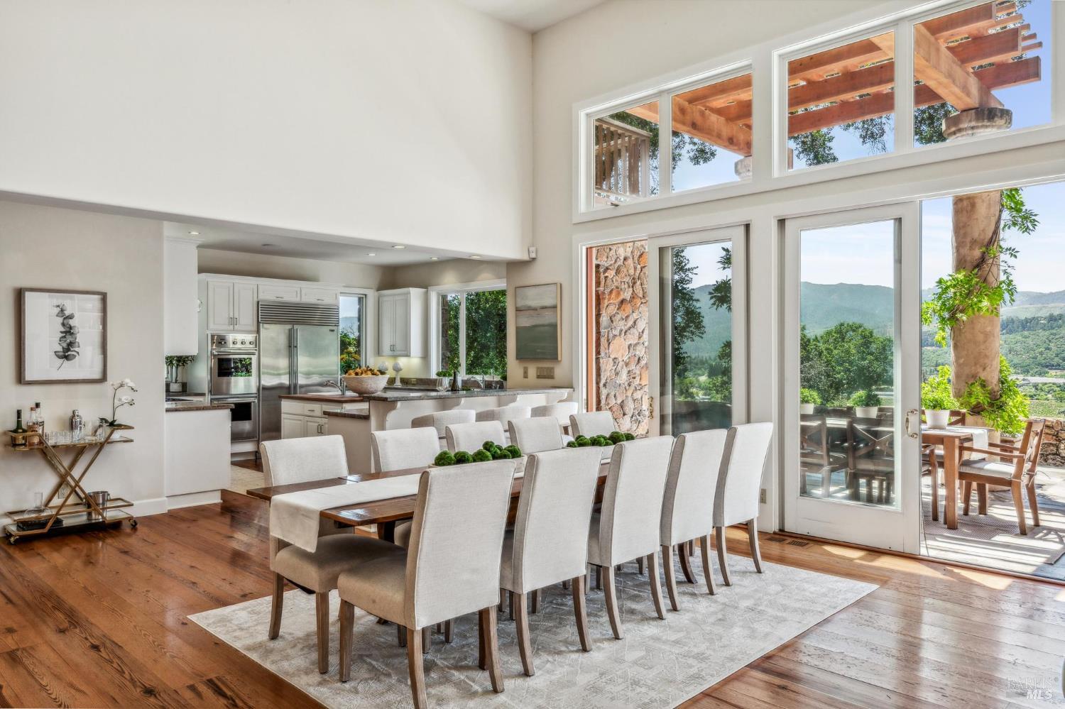 Detail Gallery Image 17 of 83 For 107 Knoll Ct, Saint Helena,  CA 94574 - 4 Beds | 3/1 Baths