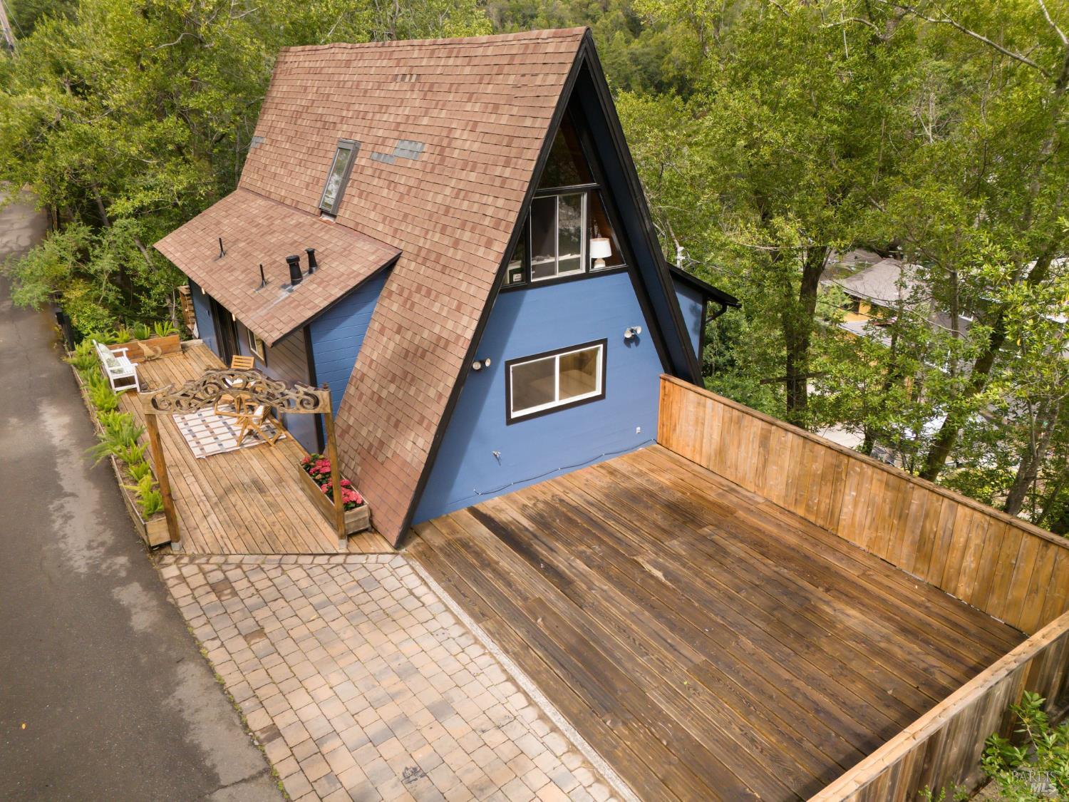Detail Gallery Image 62 of 66 For 60 Piper Ln, Fairfax,  CA 94930 - 3 Beds | 2 Baths