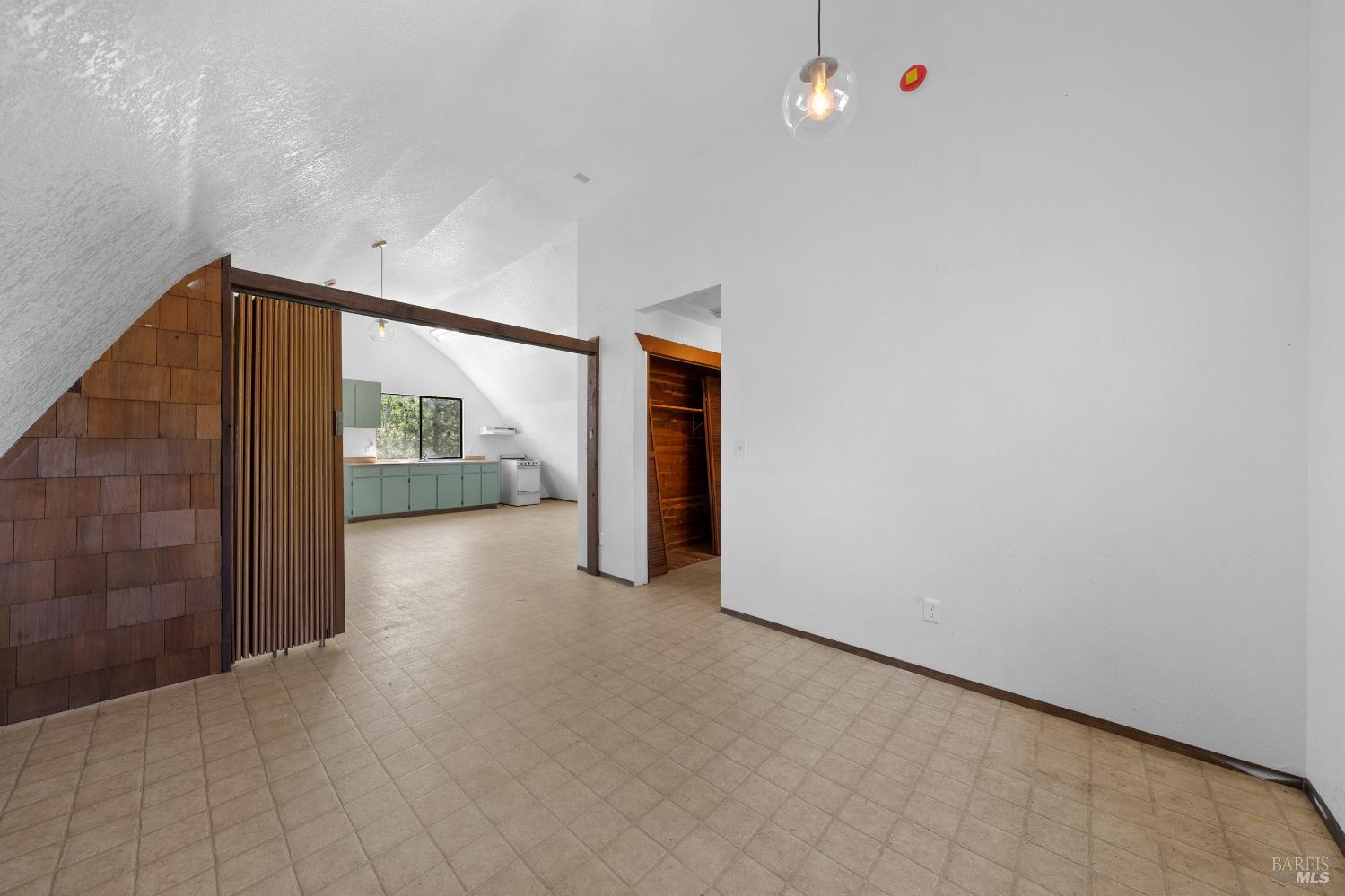 Detail Gallery Image 51 of 94 For 17651 Van Arsdale Rd, Potter Valley,  CA 95469 - 6 Beds | 5 Baths
