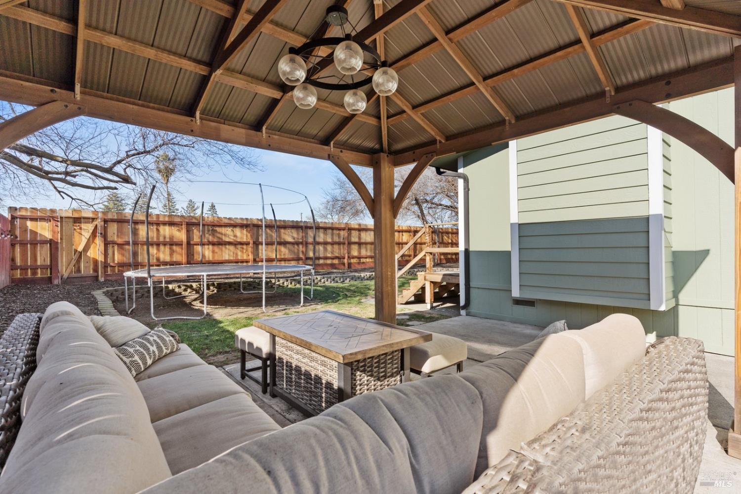 Detail Gallery Image 44 of 52 For 491 Aberdeen Way, Vacaville,  CA 95687 - 3 Beds | 2 Baths