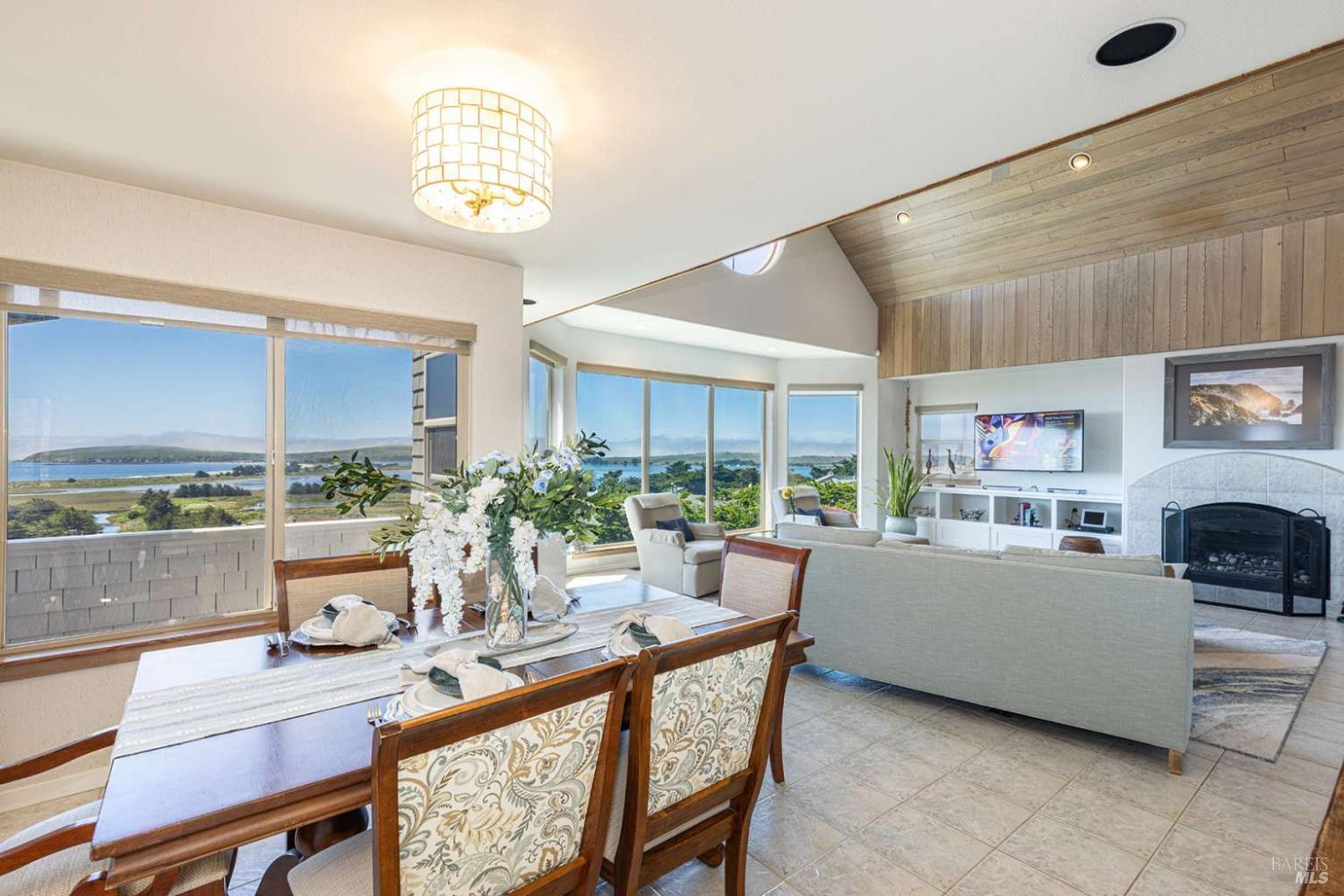 Detail Gallery Image 29 of 61 For 1513 Sea Way, Bodega Bay,  CA 94923 - 3 Beds | 2/1 Baths
