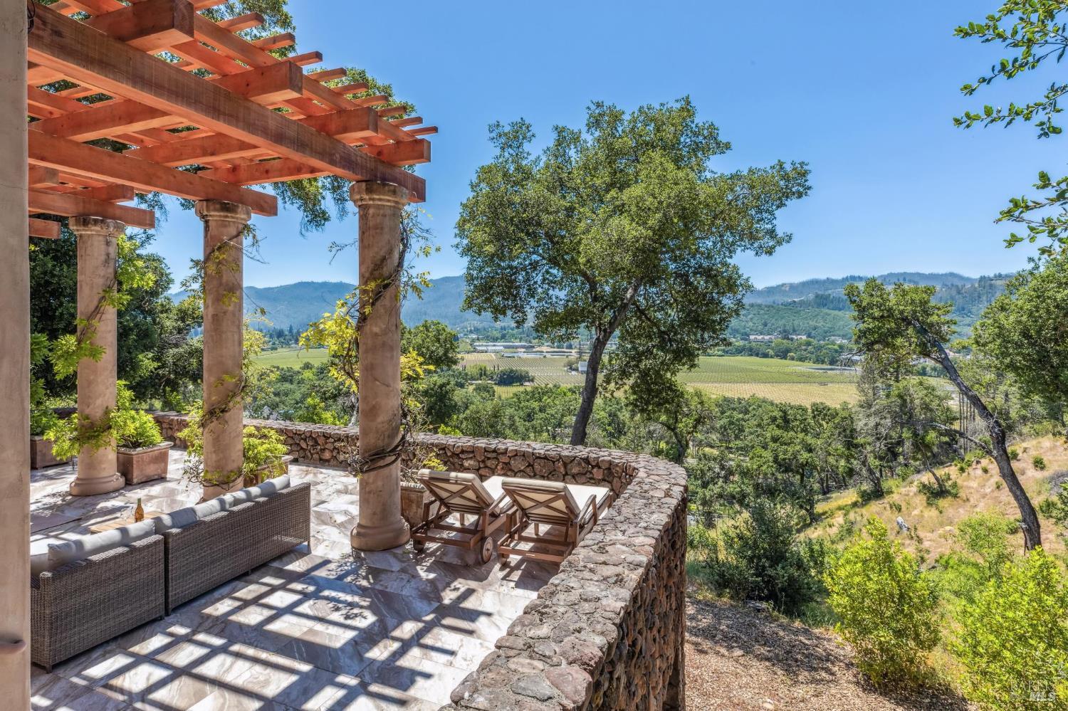 Detail Gallery Image 54 of 83 For 107 Knoll Ct, Saint Helena,  CA 94574 - 4 Beds | 3/1 Baths