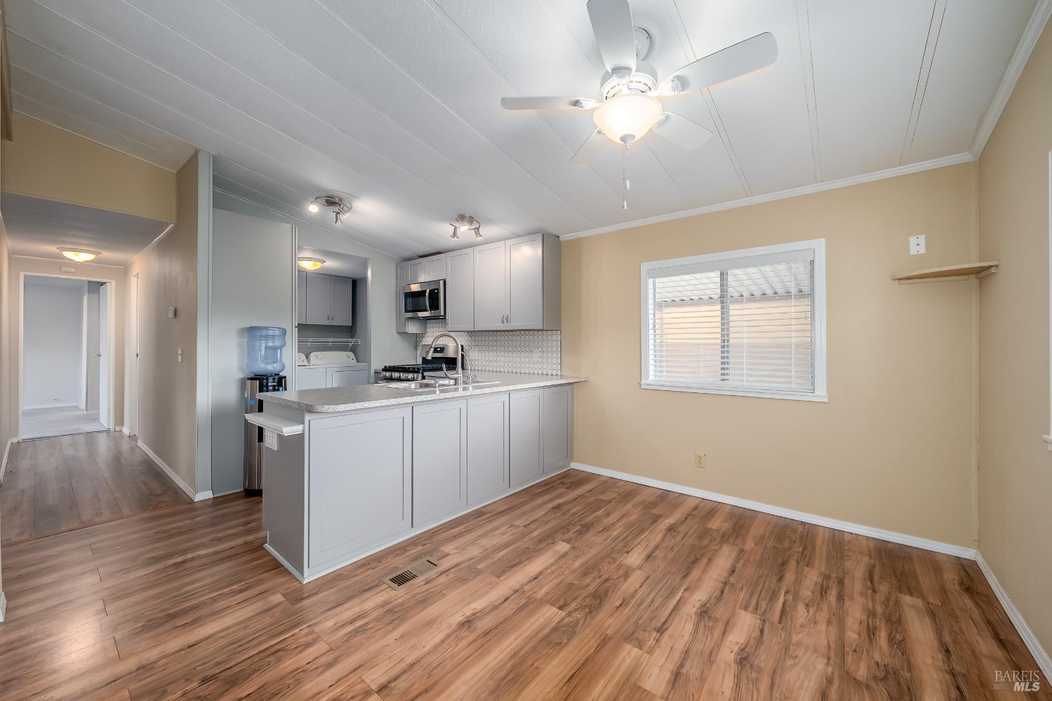 Detail Gallery Image 18 of 38 For 5330 Lakeshore Blvd 32, Lakeport,  CA 95453 - 2 Beds | 1/1 Baths