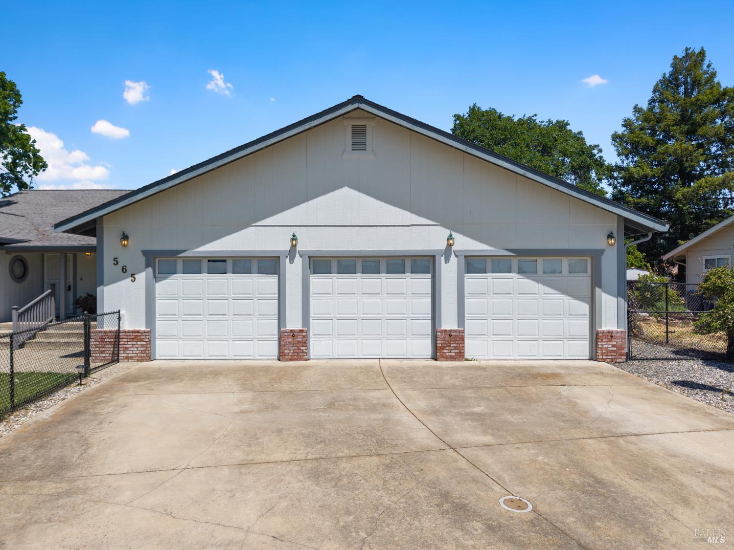 Detail Gallery Image 34 of 59 For 565 Bass Ln, Clearlake Oaks,  CA 95423 - 3 Beds | 2 Baths