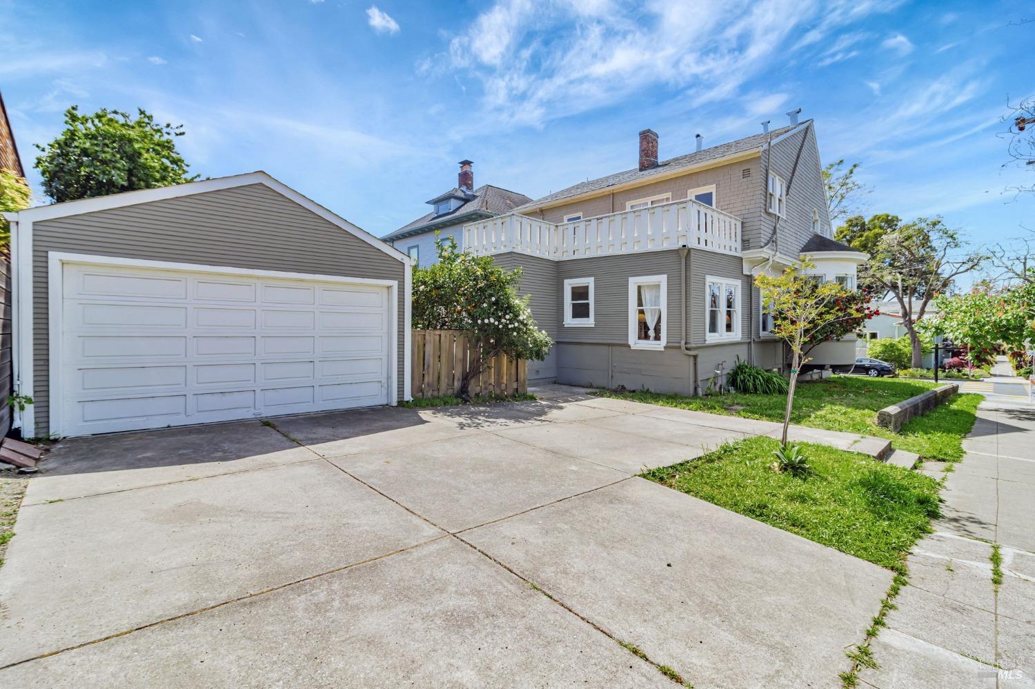 Detail Gallery Image 52 of 74 For 1729 Milvia St, Berkeley,  CA 94709 - – Beds | – Baths