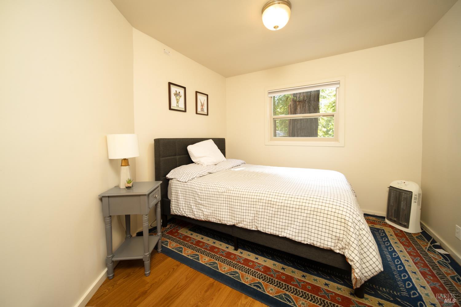Detail Gallery Image 7 of 25 For 15213 Wee Way, Guerneville,  CA 95446 - 3 Beds | 2 Baths