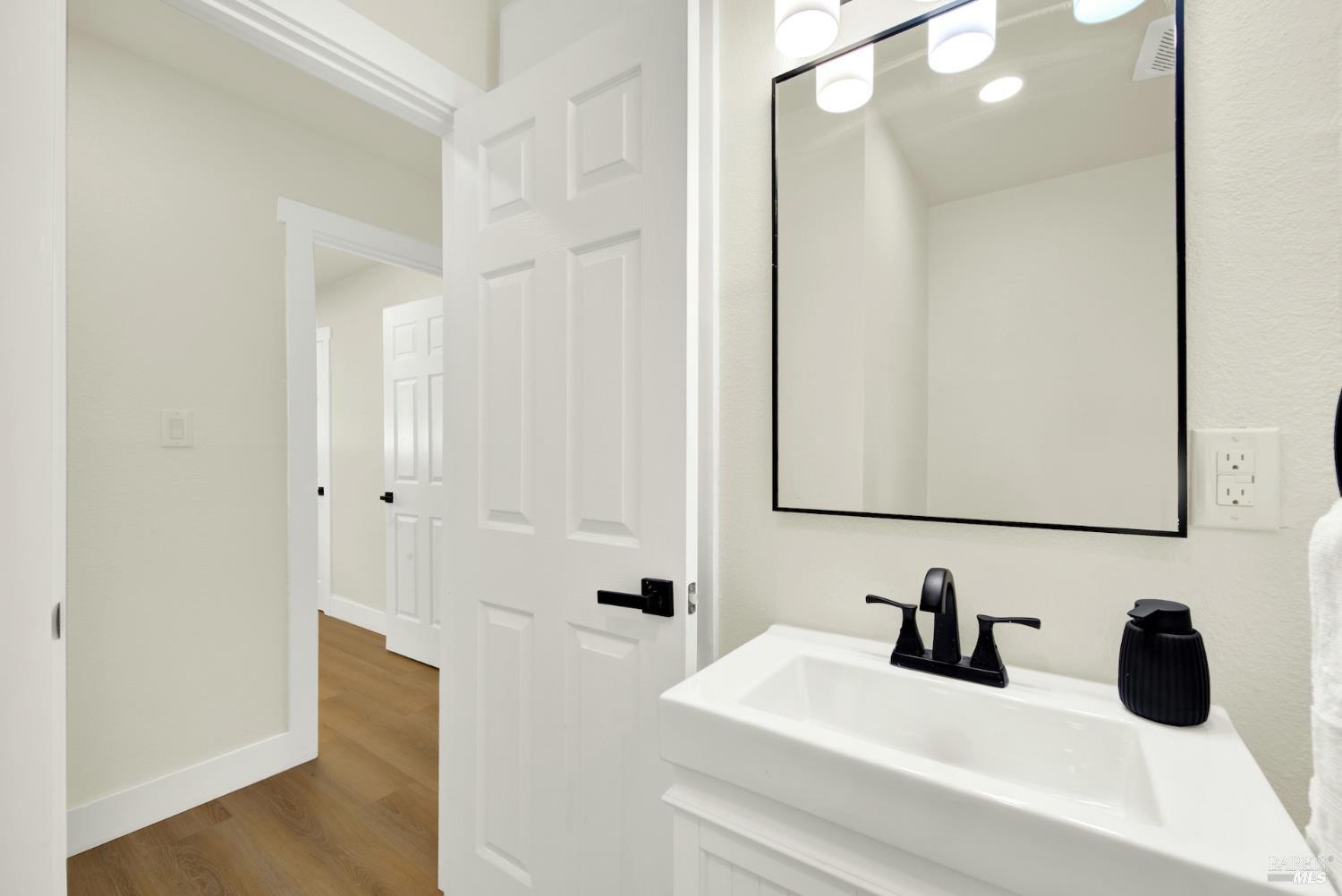 Detail Gallery Image 35 of 63 For 191 Juniper St, Vacaville,  CA 95688 - 3 Beds | 2 Baths