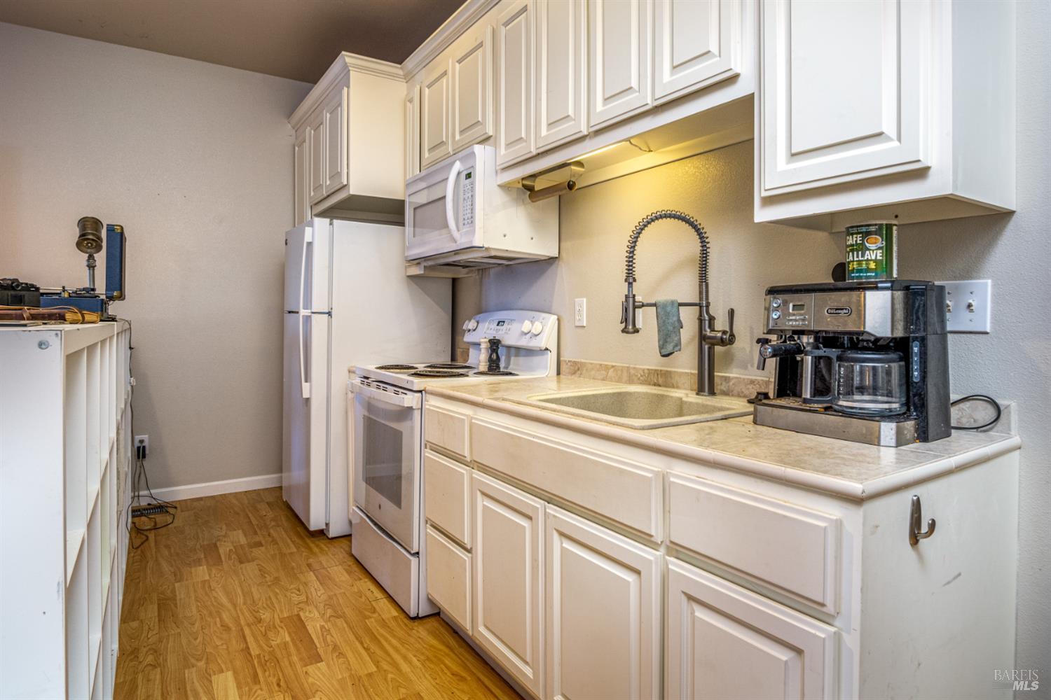 Detail Gallery Image 41 of 53 For 16544 Hacienda Ct, Hidden Valley Lake,  CA 95467 - 5 Beds | 3 Baths
