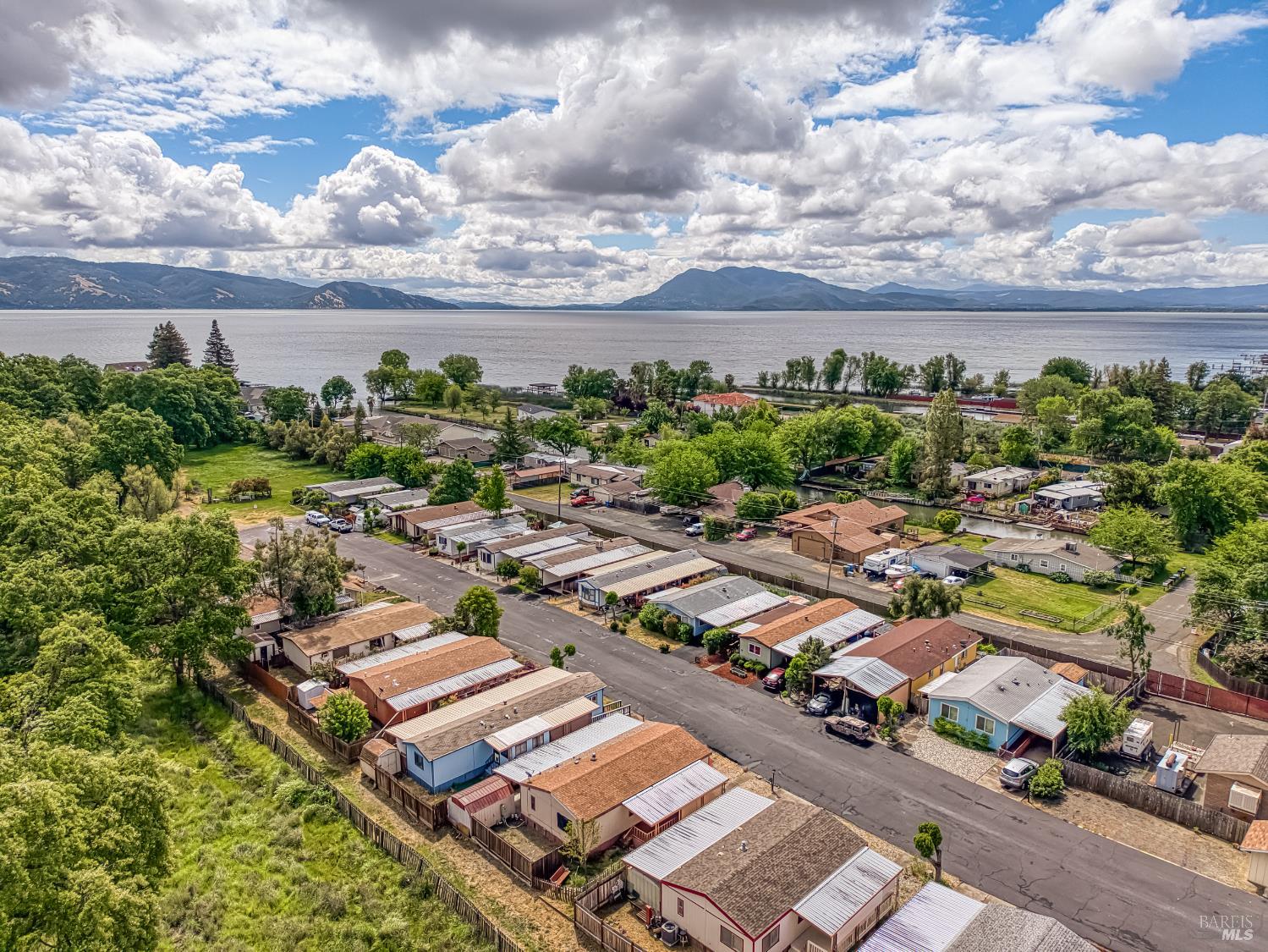 Detail Gallery Image 34 of 38 For 5330 Lakeshore Blvd 32, Lakeport,  CA 95453 - 2 Beds | 1/1 Baths