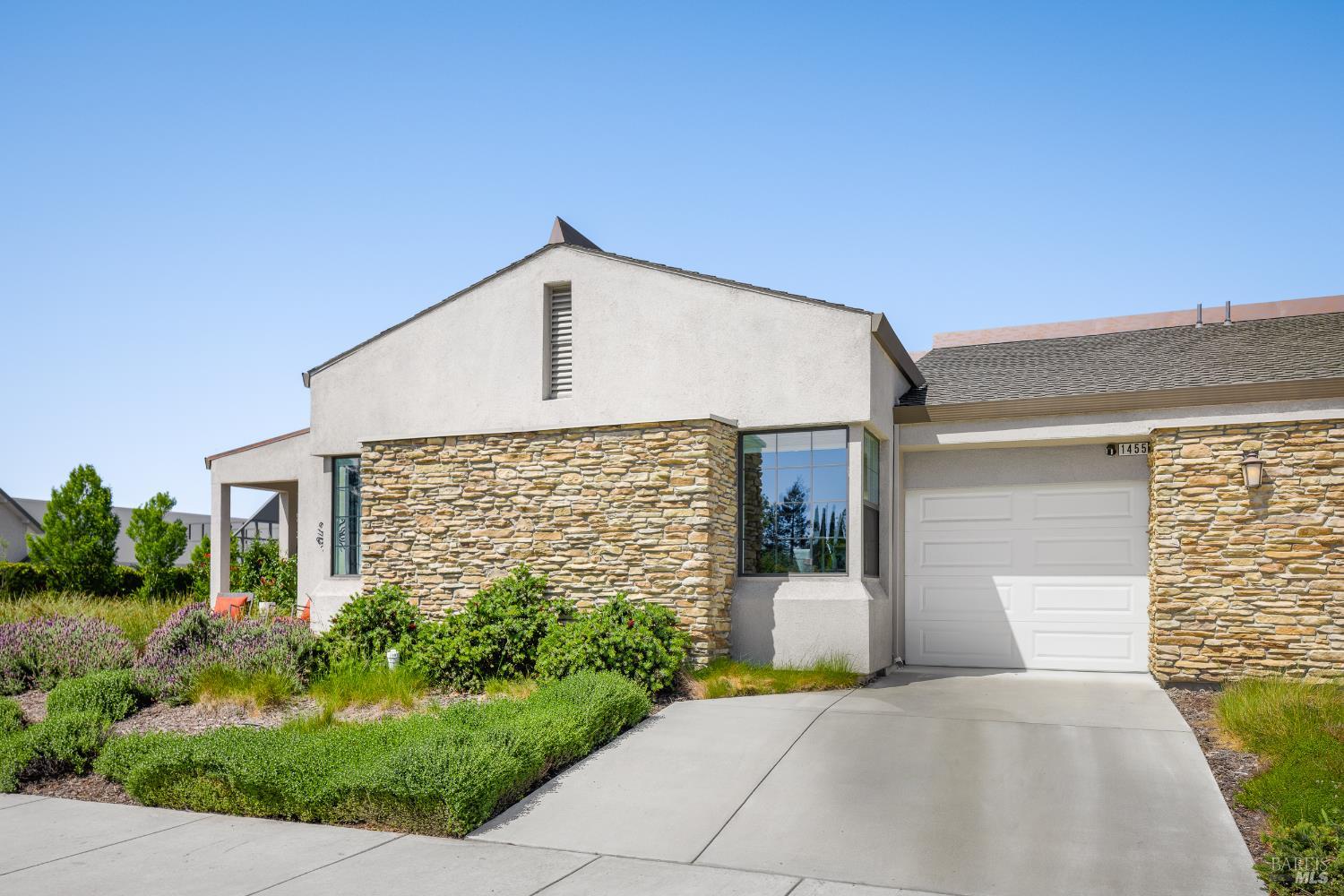 Detail Gallery Image 29 of 32 For 1455 Acorn Way, Windsor,  CA 95492 - 3 Beds | 2 Baths