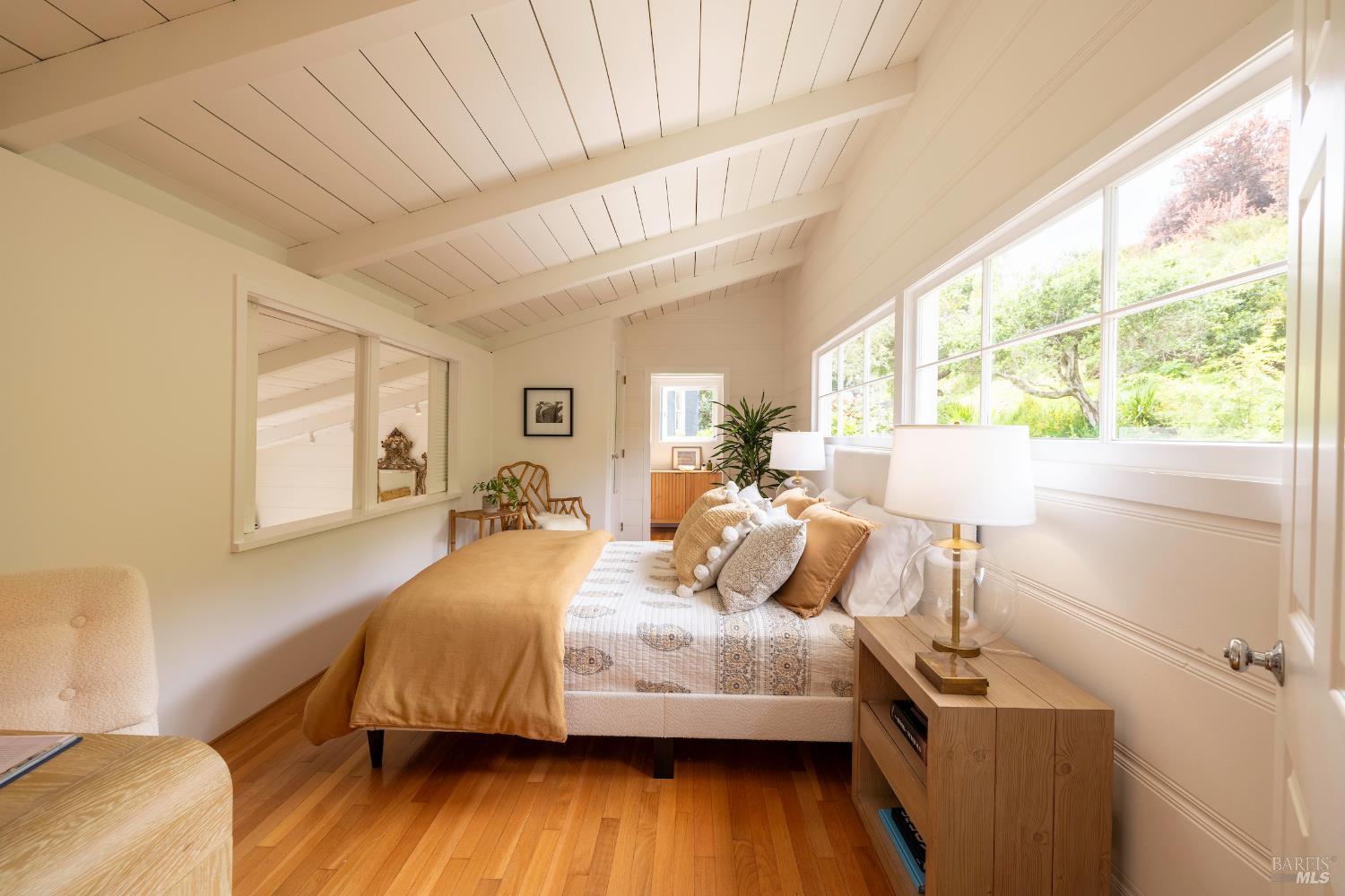 Detail Gallery Image 25 of 51 For 10 Park Ave, Bolinas,  CA 94924 - 2 Beds | 1/1 Baths