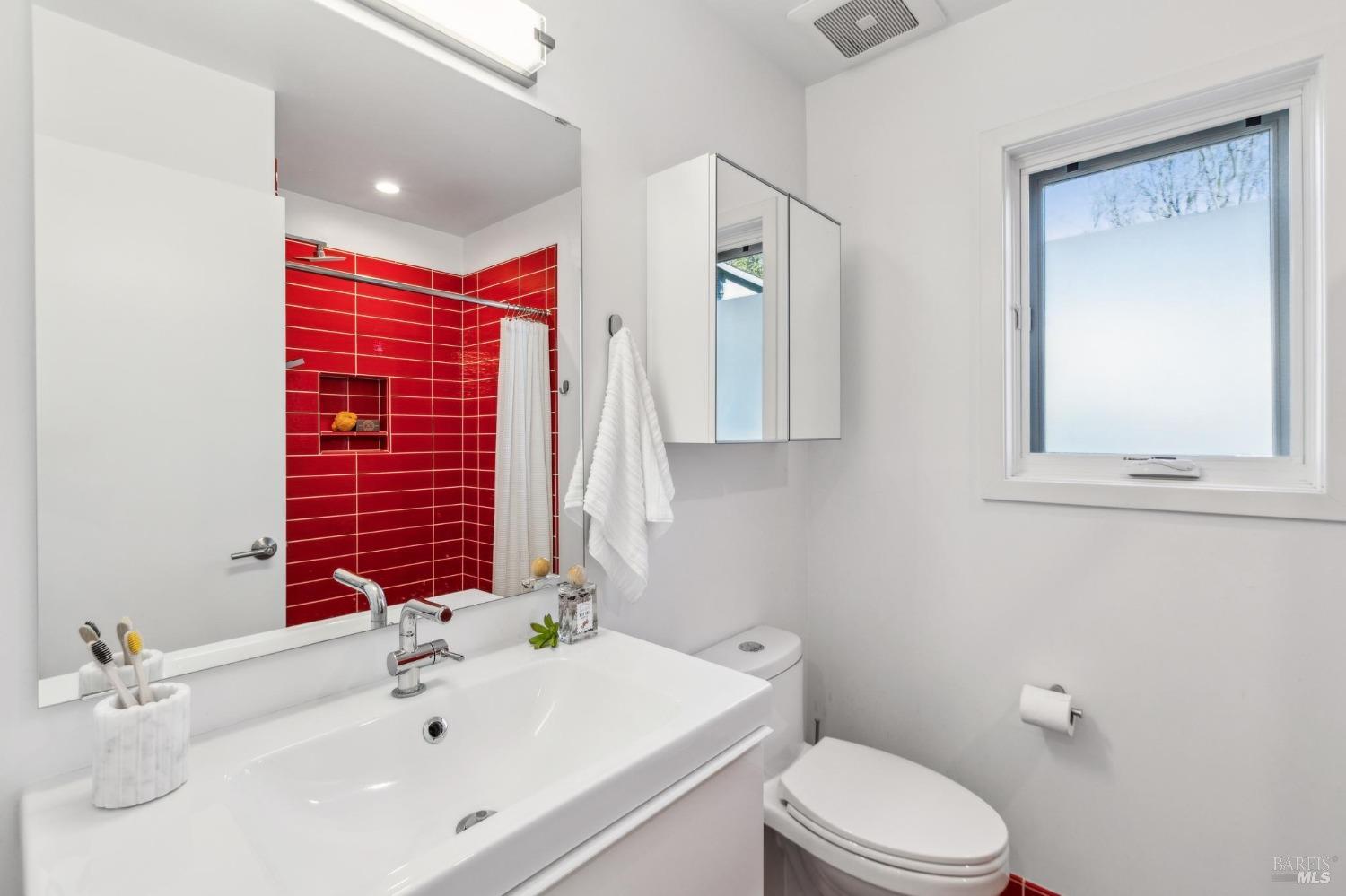 Detail Gallery Image 79 of 99 For 516 Howard St, Petaluma,  CA 94952 - – Beds | – Baths