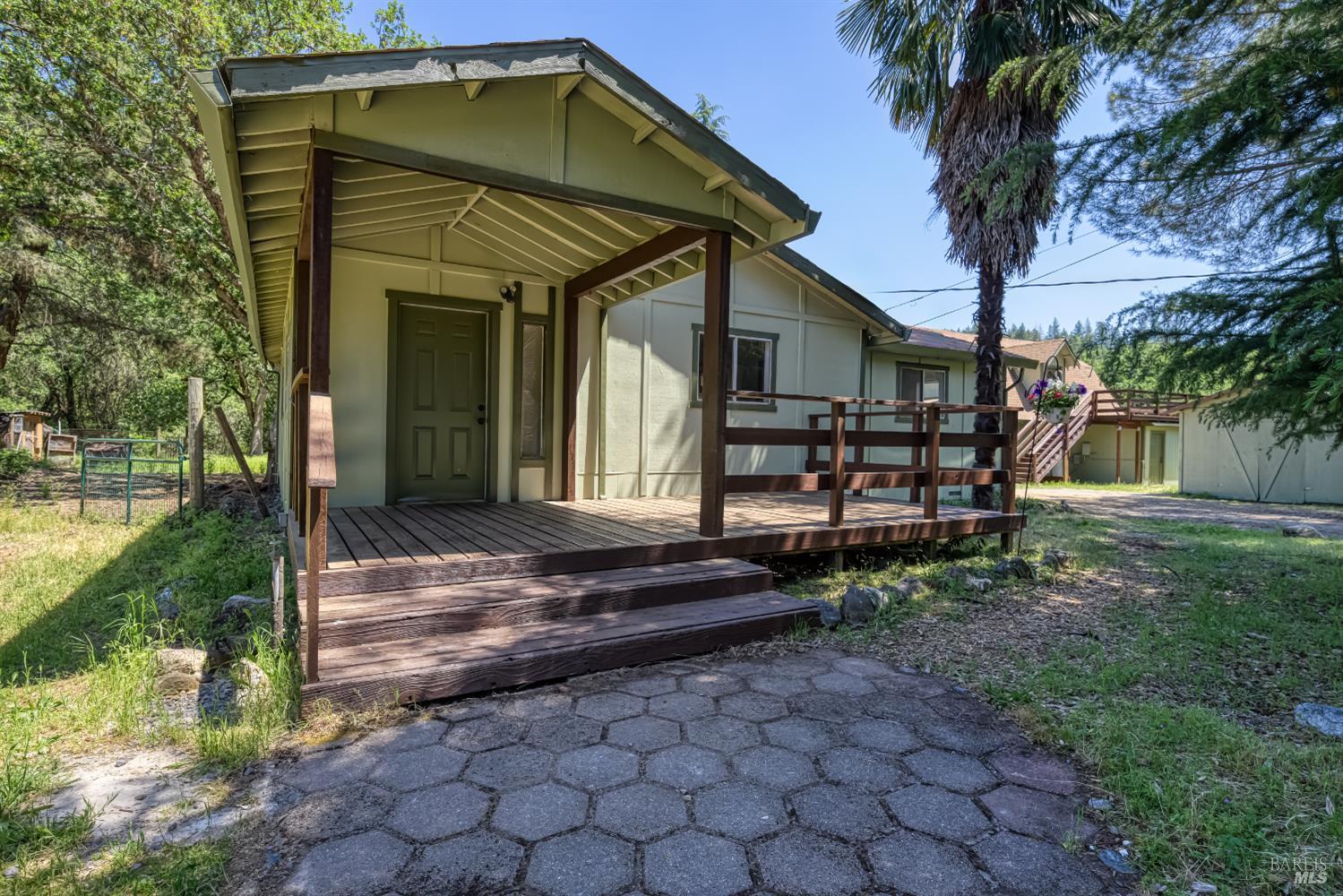 Detail Gallery Image 55 of 94 For 17651 Van Arsdale Rd, Potter Valley,  CA 95469 - 6 Beds | 5 Baths