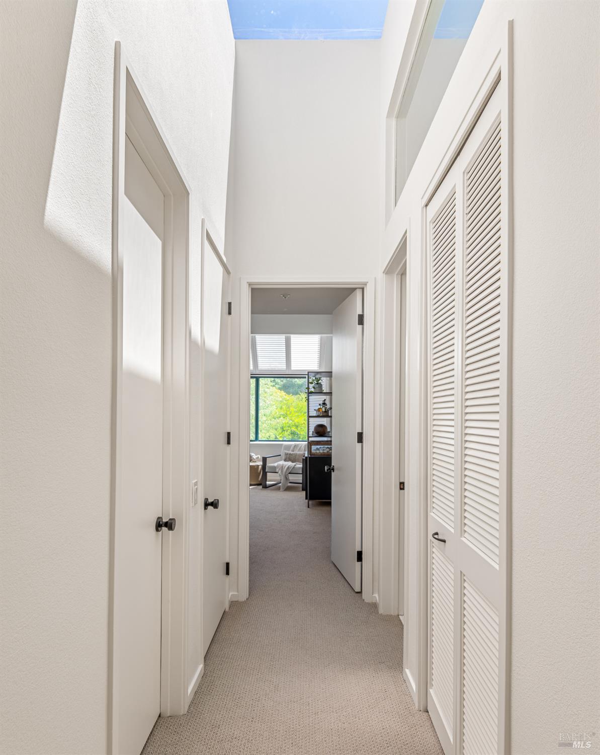 Detail Gallery Image 22 of 36 For 44 Lagoon Vis, Tiburon,  CA 94920 - 2 Beds | 2 Baths