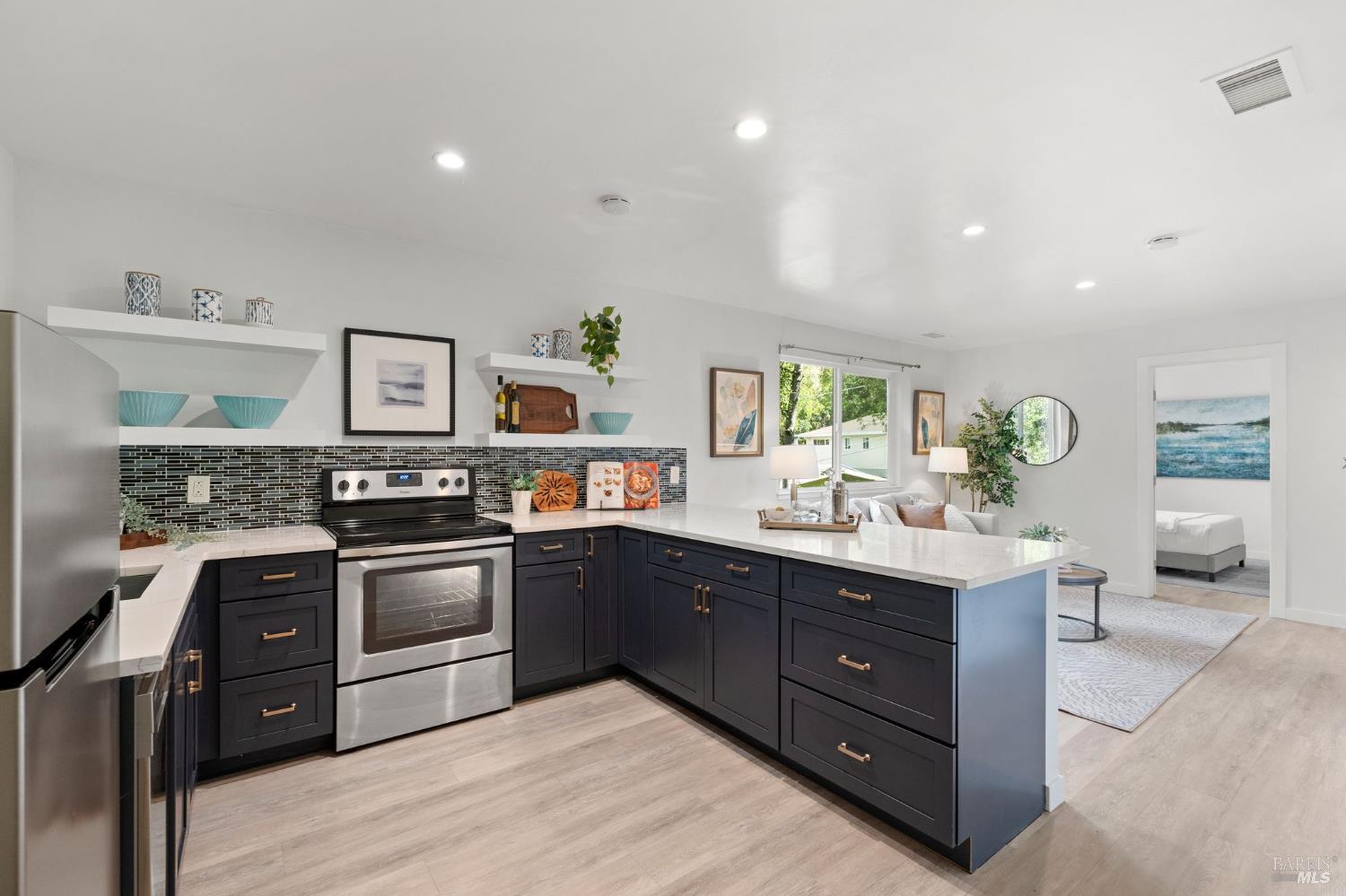 Detail Gallery Image 31 of 66 For 60 Piper Ln, Fairfax,  CA 94930 - 3 Beds | 2 Baths