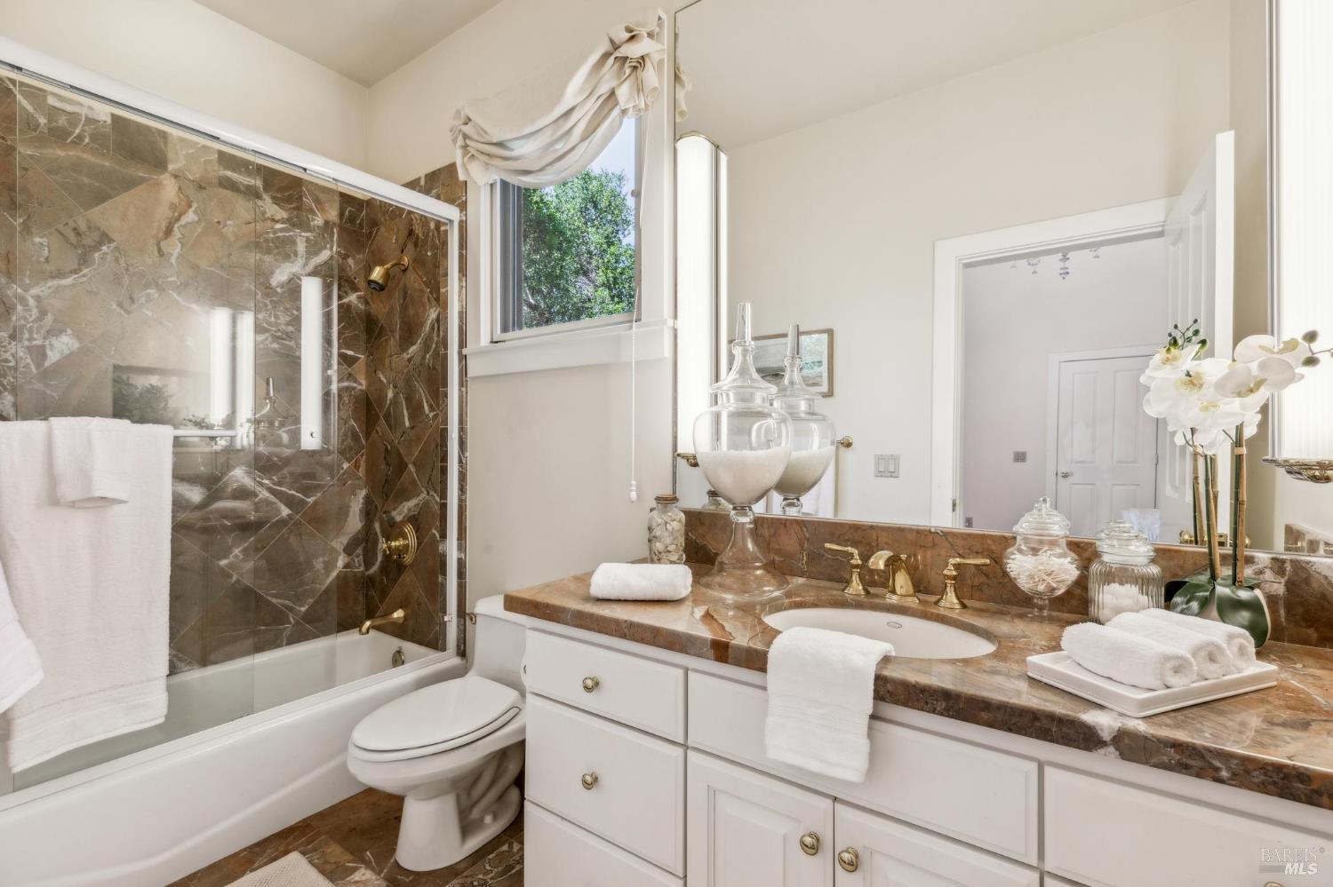 Detail Gallery Image 49 of 83 For 107 Knoll Ct, Saint Helena,  CA 94574 - 4 Beds | 3/1 Baths