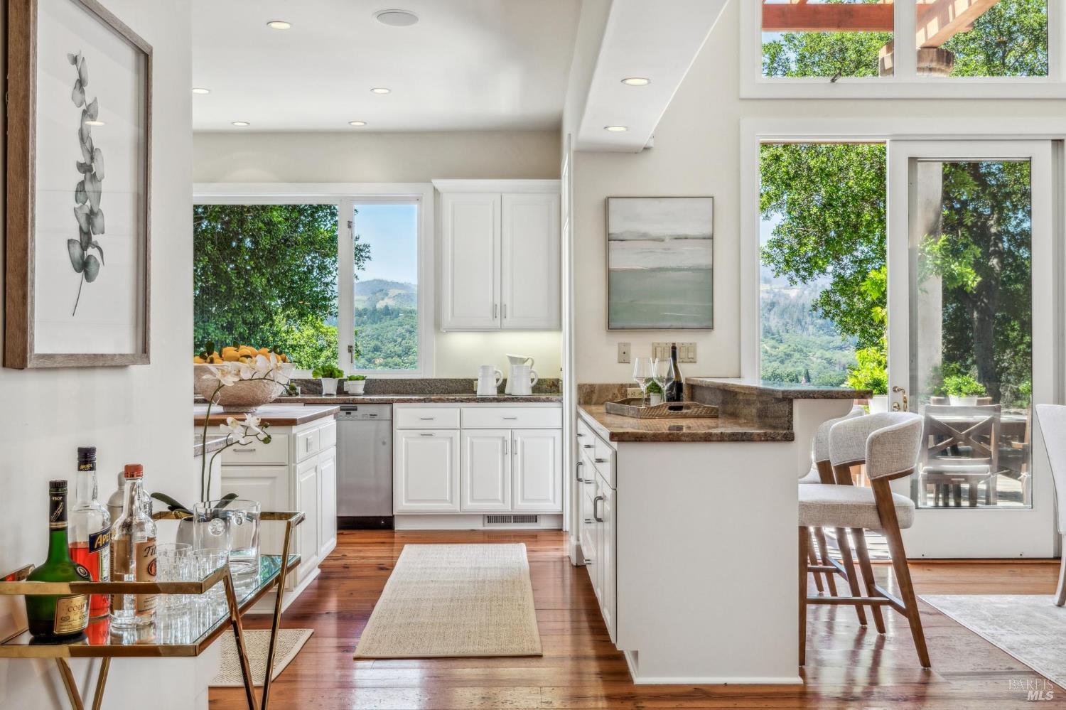 Detail Gallery Image 18 of 83 For 107 Knoll Ct, Saint Helena,  CA 94574 - 4 Beds | 3/1 Baths
