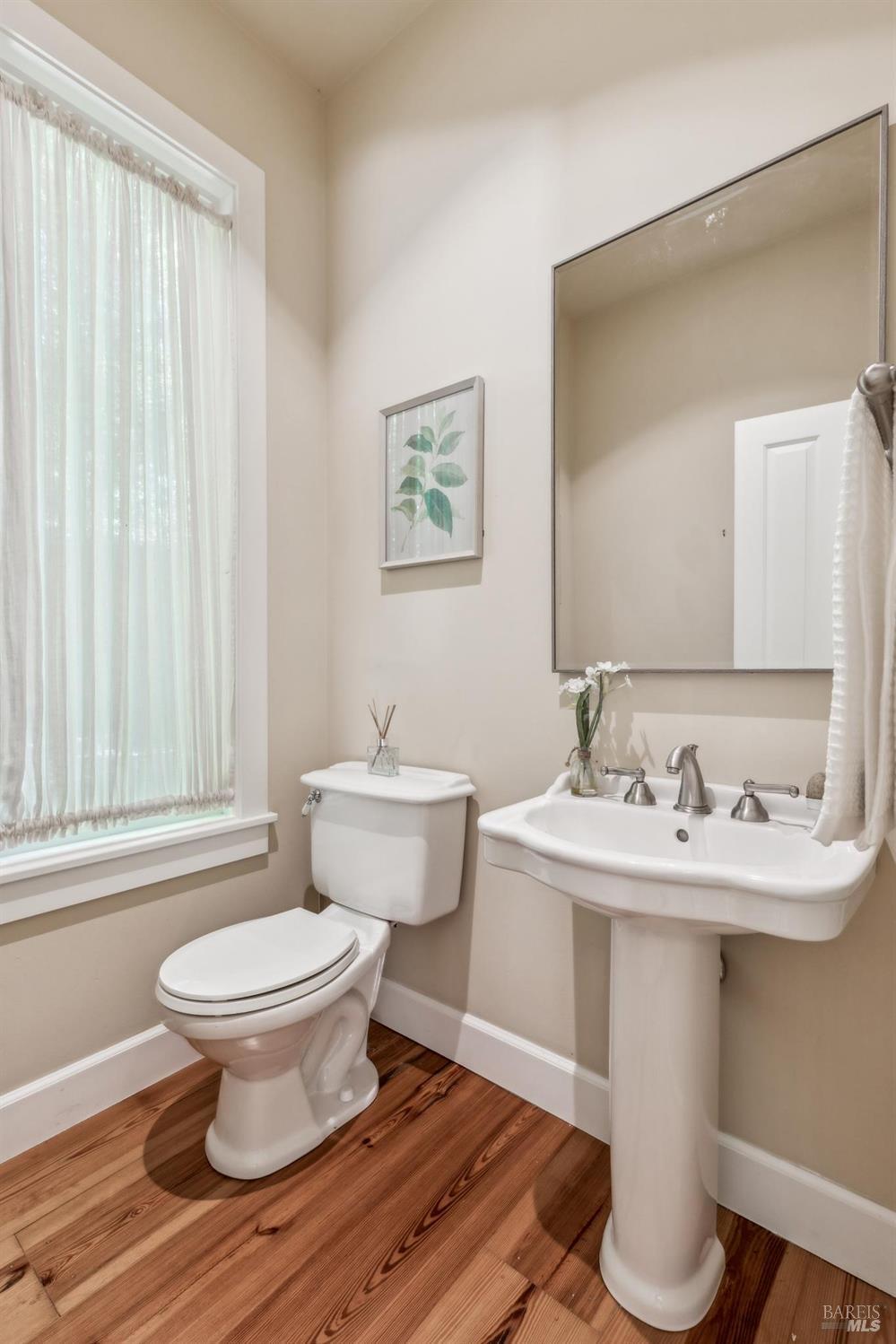 Detail Gallery Image 34 of 83 For 107 Knoll Ct, Saint Helena,  CA 94574 - 4 Beds | 3/1 Baths