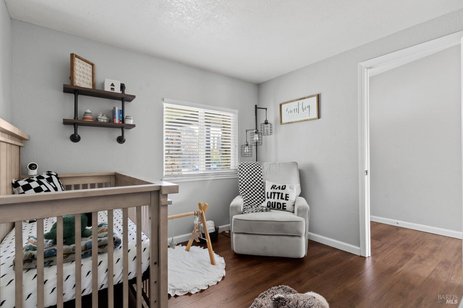 Detail Gallery Image 9 of 52 For 491 Aberdeen Way, Vacaville,  CA 95687 - 3 Beds | 2 Baths