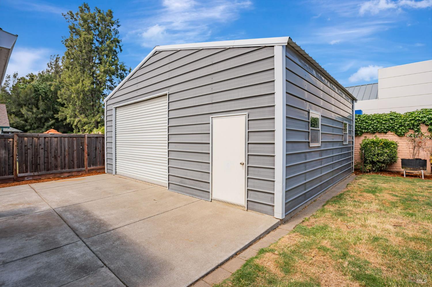 Bishop Drive, Vacaville, California image 2