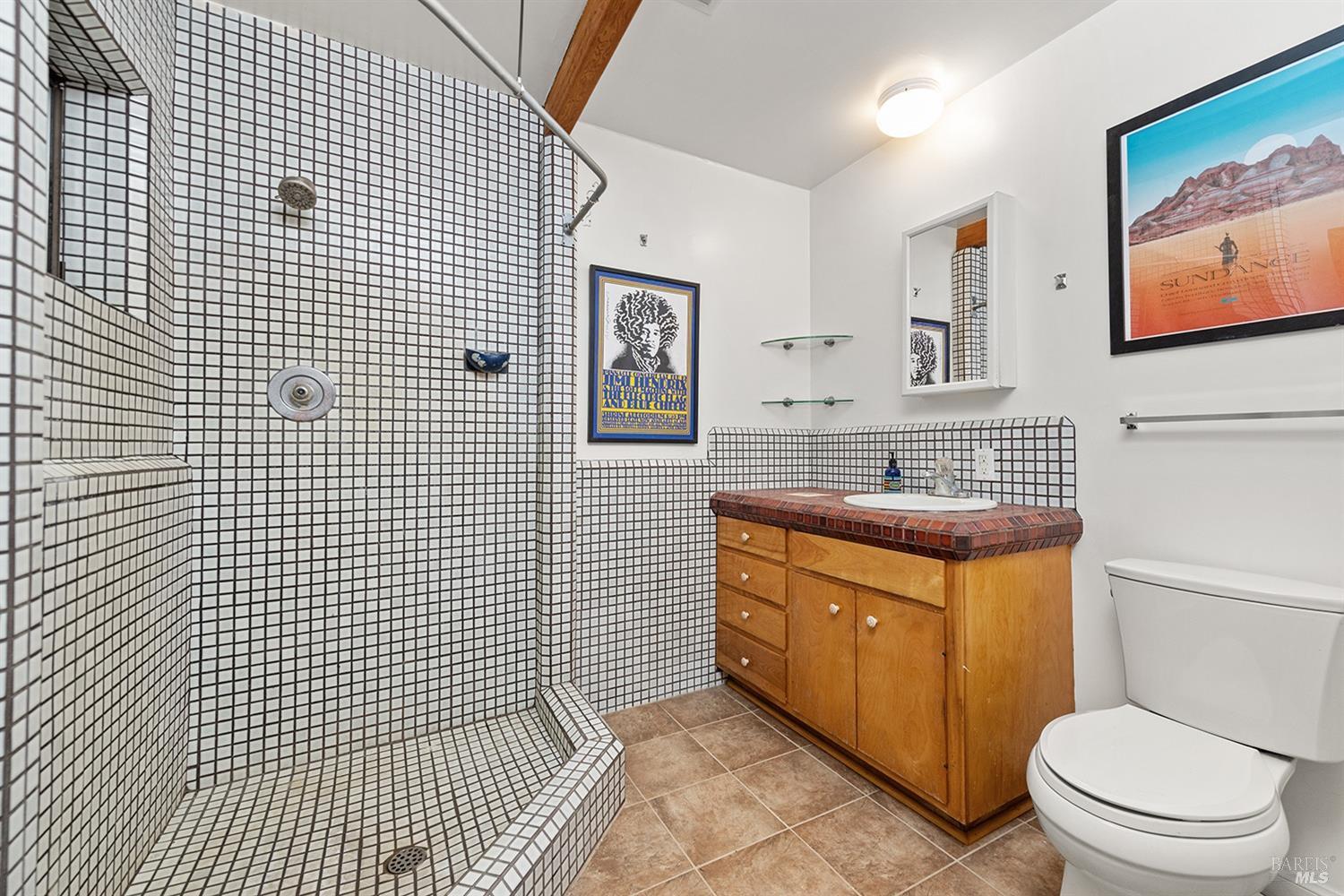 Detail Gallery Image 37 of 50 For 17075 Fitzpatrick Ln, Occidental,  CA 95465 - 3 Beds | 3 Baths